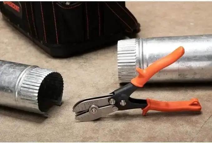 10 Inch 5 Blade Hand Crimper For Gutter Fittings Downspouts And Metal Pipe, Heavy Duty Power Grip, Ergonomic Non Slip Handle For Maximum Crimping Power, Built In Hang Hole For Easy Storage WC5LN - Image 2