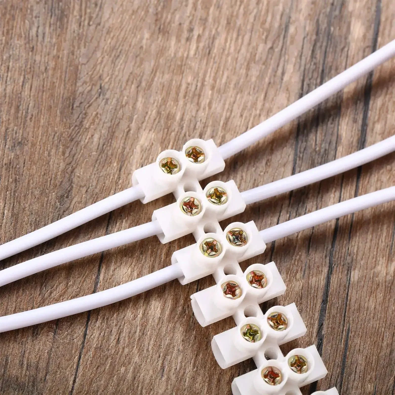 10 Piece White Terminal Blocks With 12 Position Dual Row Screw Terminals For Easy Wire Connection 4 Mm2 Wire Gauge 20 Amp 380V Durable Flame Retardant Plastic Shell Great For DIY Electronics And Electrical Projects - Image 2