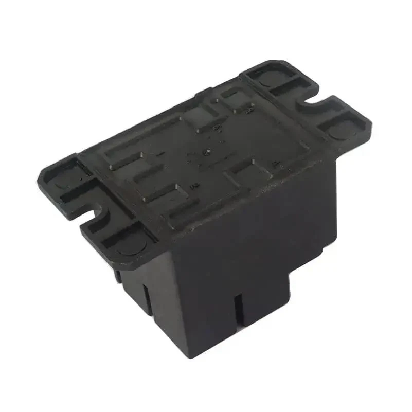 12V DC General Purpose Power Relay 30A 250VAC Rating, Single Pole Normally Open, AgSnO Contact Material, Quick Terminals, Flanged Cover, Black Housing For Reliable Control Circuits, Industrial Grade Relay Built Tough - Image 3