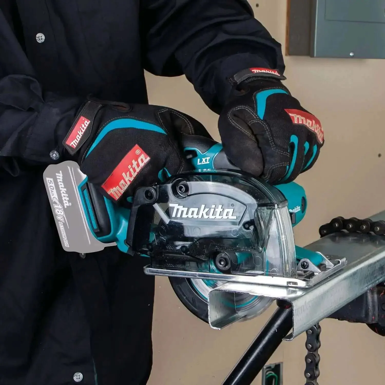 18V LXT Cordless Metal Cutting Saw Bare Tool With 5 3 8 Inch Cut Capacity, Up To 2 Inch Cutting Depth, 3,600 RPM, Ideal For Thread Rod, Channel, Conduit, Pipe, Square Tubing, Sheet Metal And More - Image 6