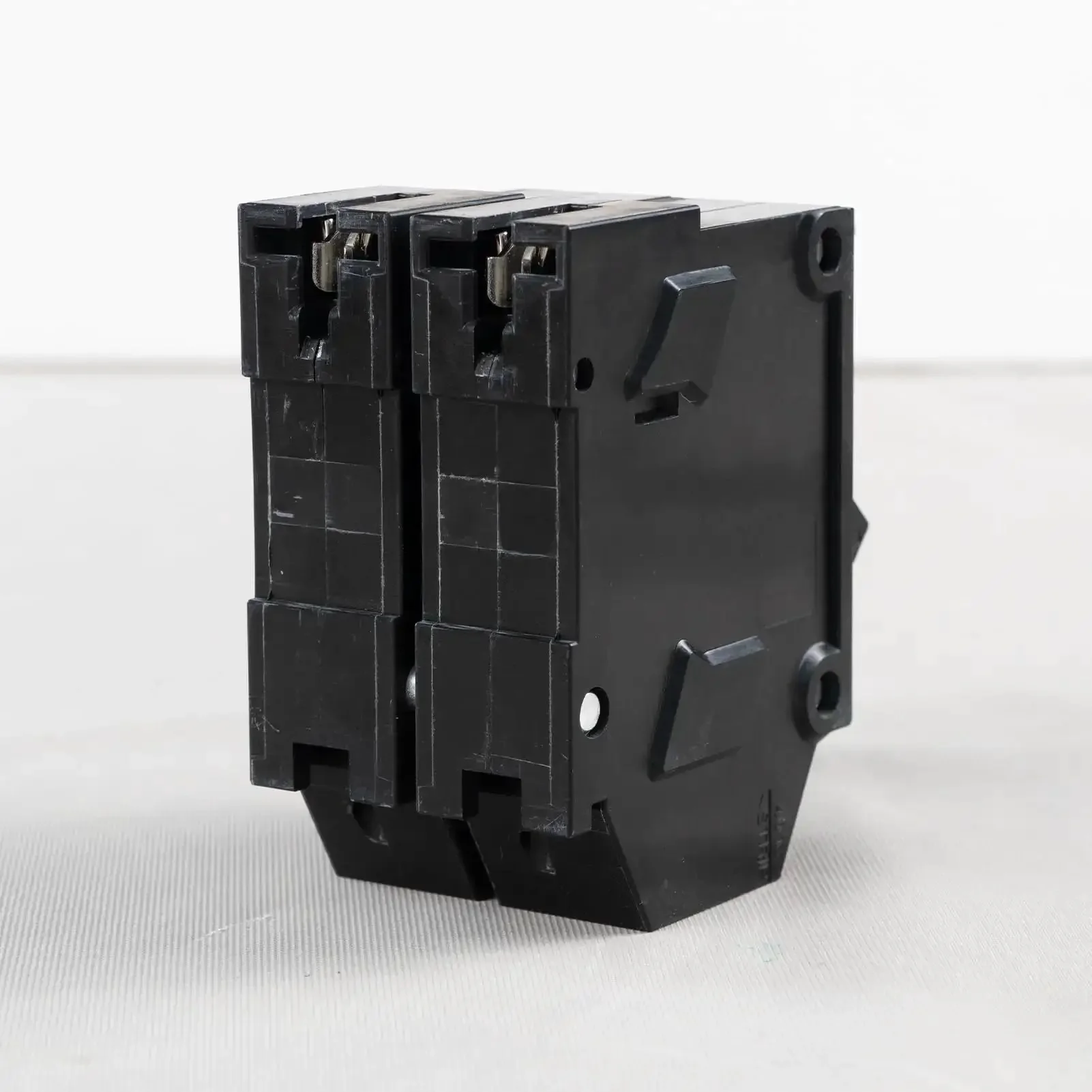 2 Pole 60A Thermal Magnetic Miniature Circuit Breaker Plug In Panel Mount With Tool Free Install And 10KA Breaking Capacity For Residential And Light Commercial MCB UL Listed - Image 3