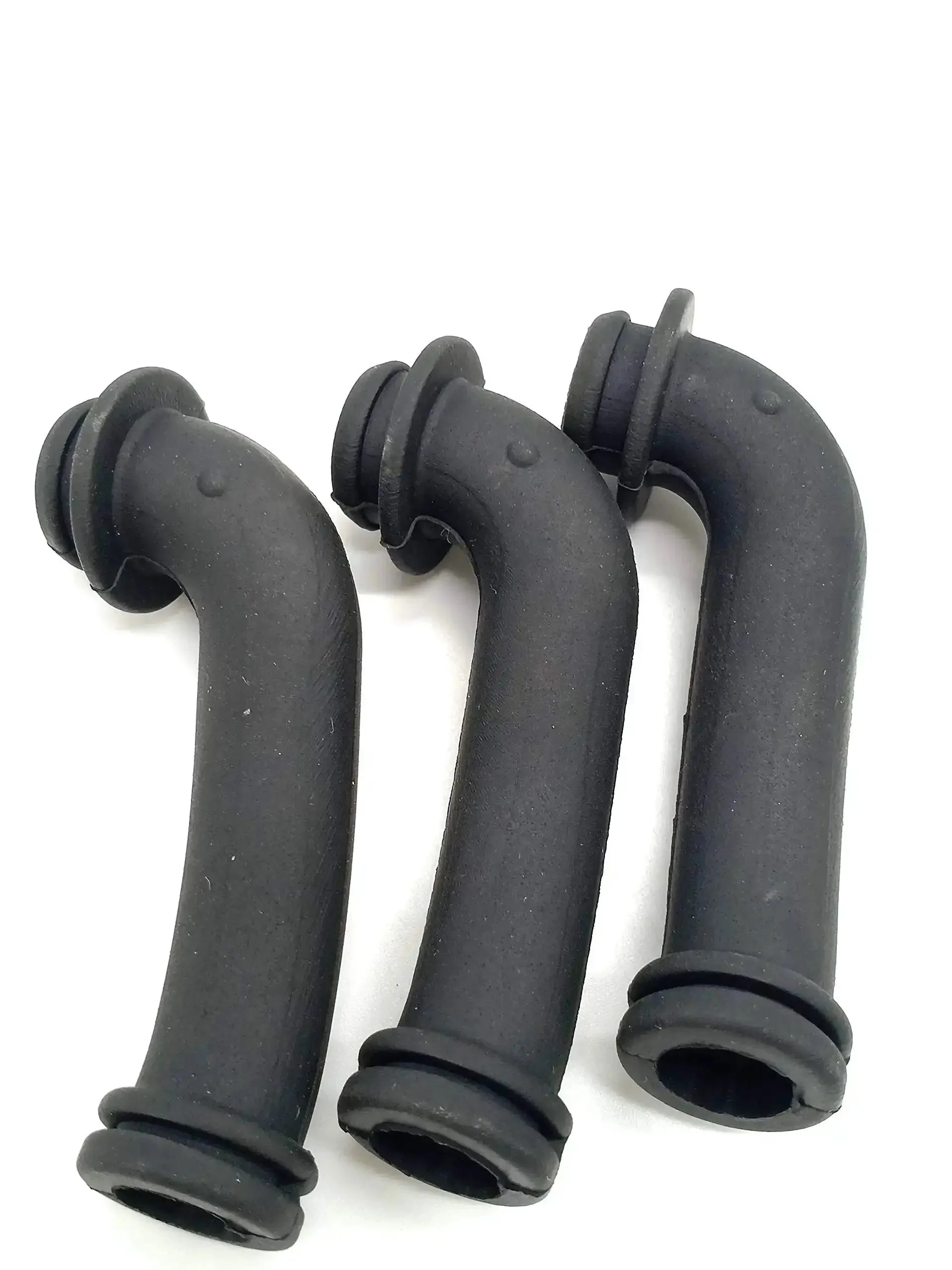 3 Piece Vacuum Hoses Kit With 792184 Breather Tube Replaces 690942 And 281635 For Briggs And Stratton Engines Fits Most 401000 403000 404000 405000 Model Engines Durable Replacement Parts For Lawn Equipment