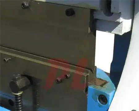 40 Inch 16 Gauge Sheet Metal Shear Finger Pan Box Brake Bender Slip Roll 3 In 1 Heavy Duty Do It All Metal Fabrication Tool For Cutting Bending And Rolling - Image 4