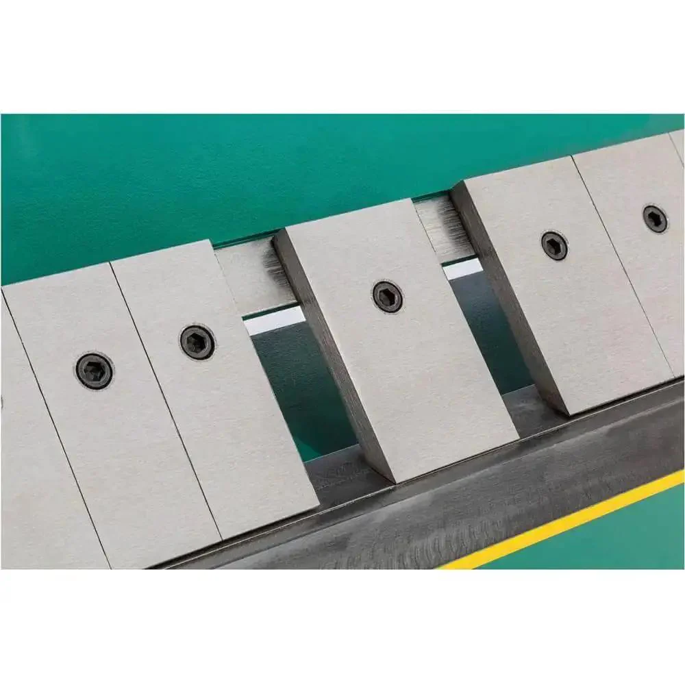 48 Inch Pan And Box Brake For 16 Gauge Sheet Metal, Heavy Duty Bench Type With Full Trussed Rigidity, 16 Interchangeable Fingers In 2 3 And 4 Inch Spacings, Easily Remove Or Reposition For Precise Custom Bends And Forming Projects - Image 4