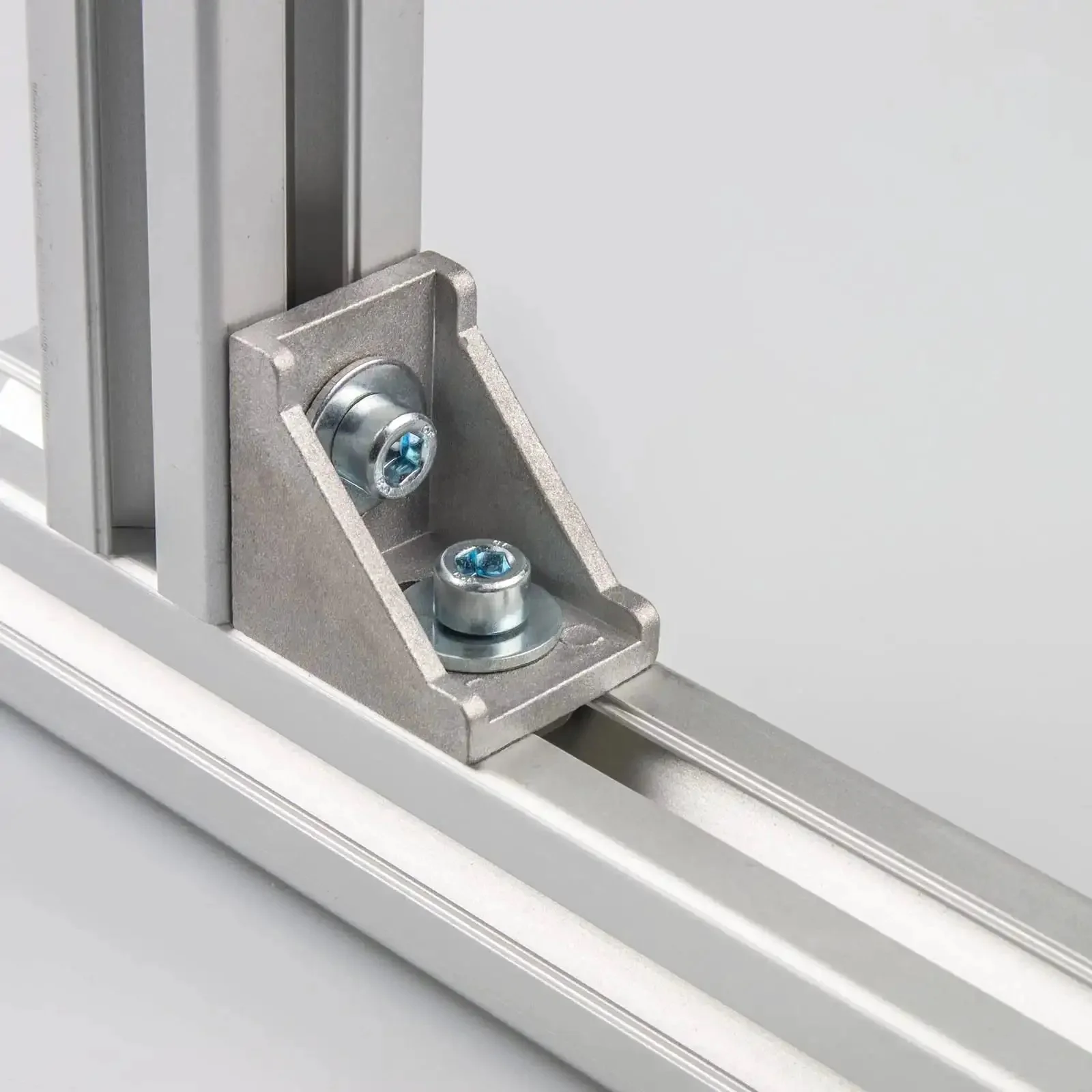5 Pack Inside Corner Brackets Gusset 77x77x36mm For 4040 And 4080 Aluminum Extrusion Rails Beefy Right Angle Connectors Silver Finish Heavy Duty DIY Friendly Easy Mounting - Image 4
