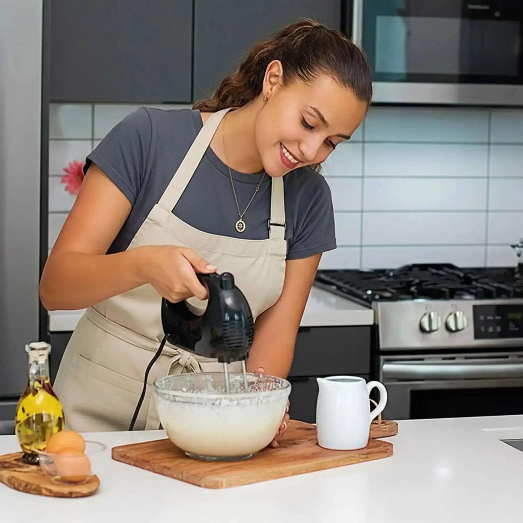 5 Speed Corded Hand Mixer With Stainless Steel Whisks, Compact Portable Design, Snap On Storage Case, 150W Lightweight Black Handheld Mixer For All Your Baking And Cooking Needs HM151B - Image 7