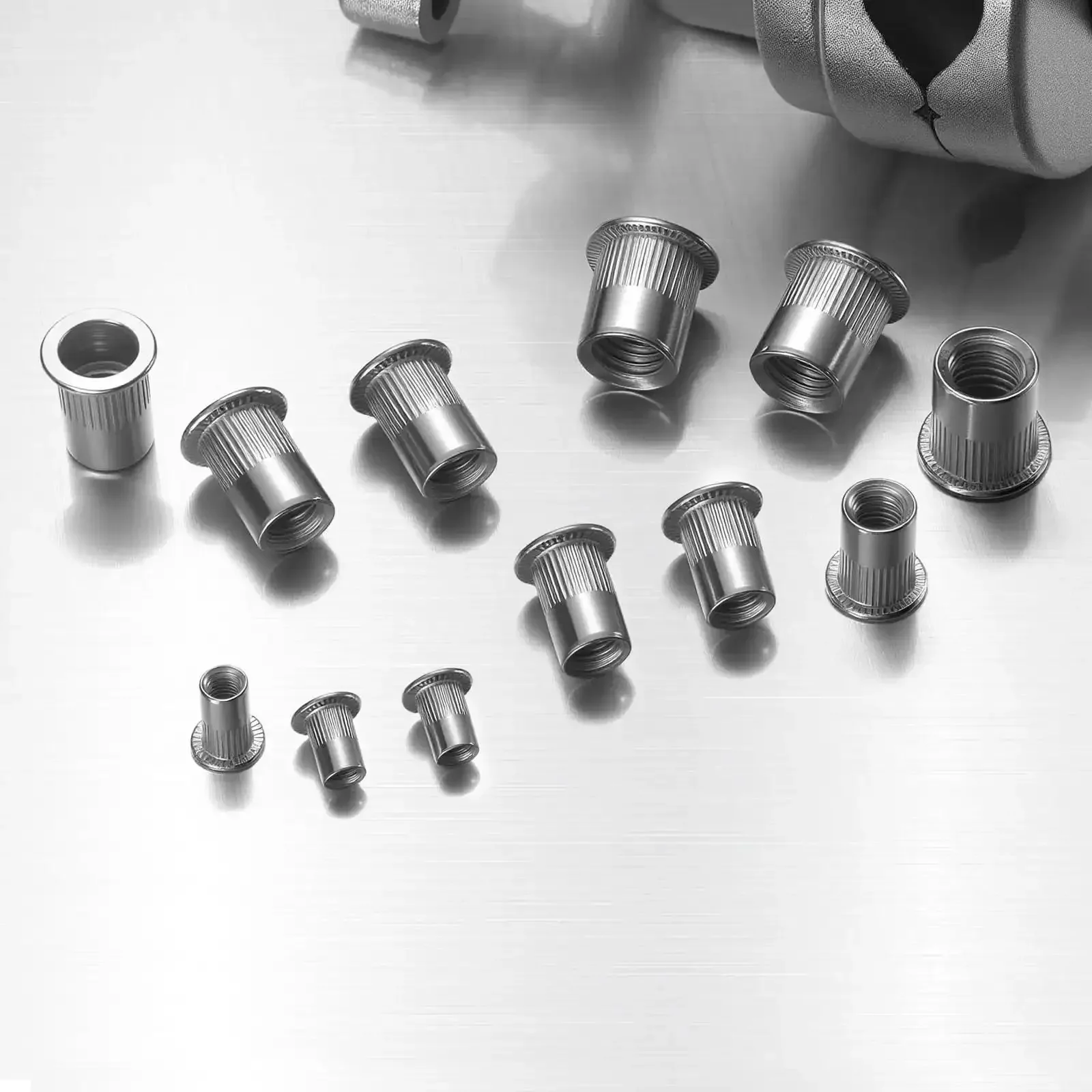 60Pcs M6 Stainless Steel Rivet Nuts Kit Flat Head Rivnut Threaded Inserts Nutsert Rivet Nut With Knurled Body For Metal Auto Home Projects And Industrial Use Heavy Duty Fasteners - Image 4