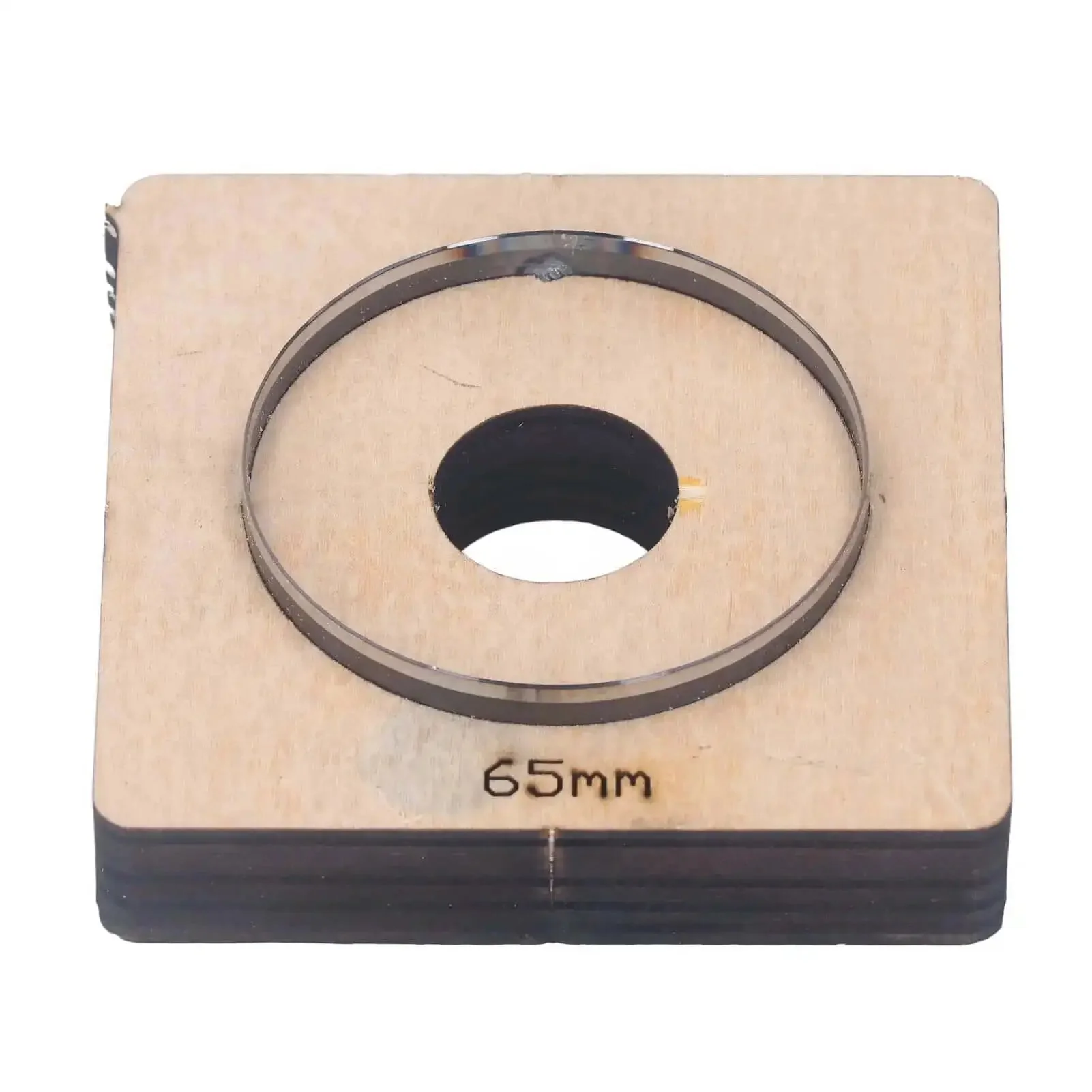 65mm Circle Cutter With Wood Base, Durable Alloy Steel Round Cutting Die For Leather, Fabric, Clay And Wood DIY Projects, Smooth Glossy Edges, Precise Circular Cutouts, Ideal For Crafting, Gift Making, And Pro Home Upgrades - Image 7