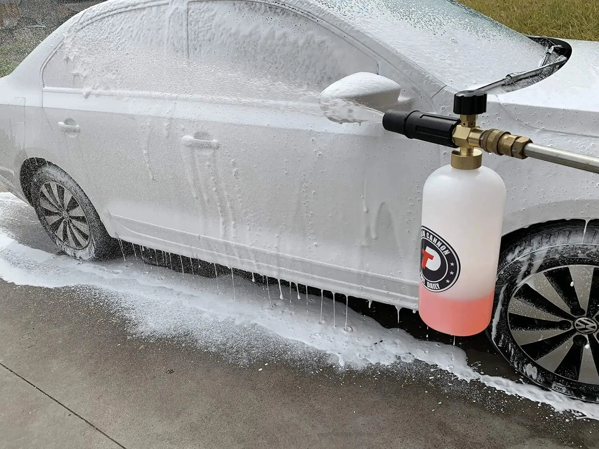 Adjustable Foam Cannon With One Quarter Inch Quick Connect, 1 Liter Capacity, Includes Five Pressure Washer Nozzle Tips, Ideal For Snow Foaming Cars And SUVs, Works With 1000 To 3000 PSI, Easy To Install And Refill - Image 5