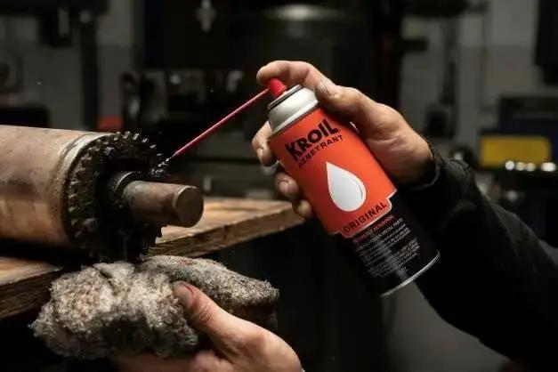 Aerokroil Penetrant Rust Penetrating Lubricant And Corrosion Inhibitor Oil For Chains Hinges And Stuck Metal Parts Great For Home And Industrial Use Aerosol 13 Oz 1 Pack - Image 9