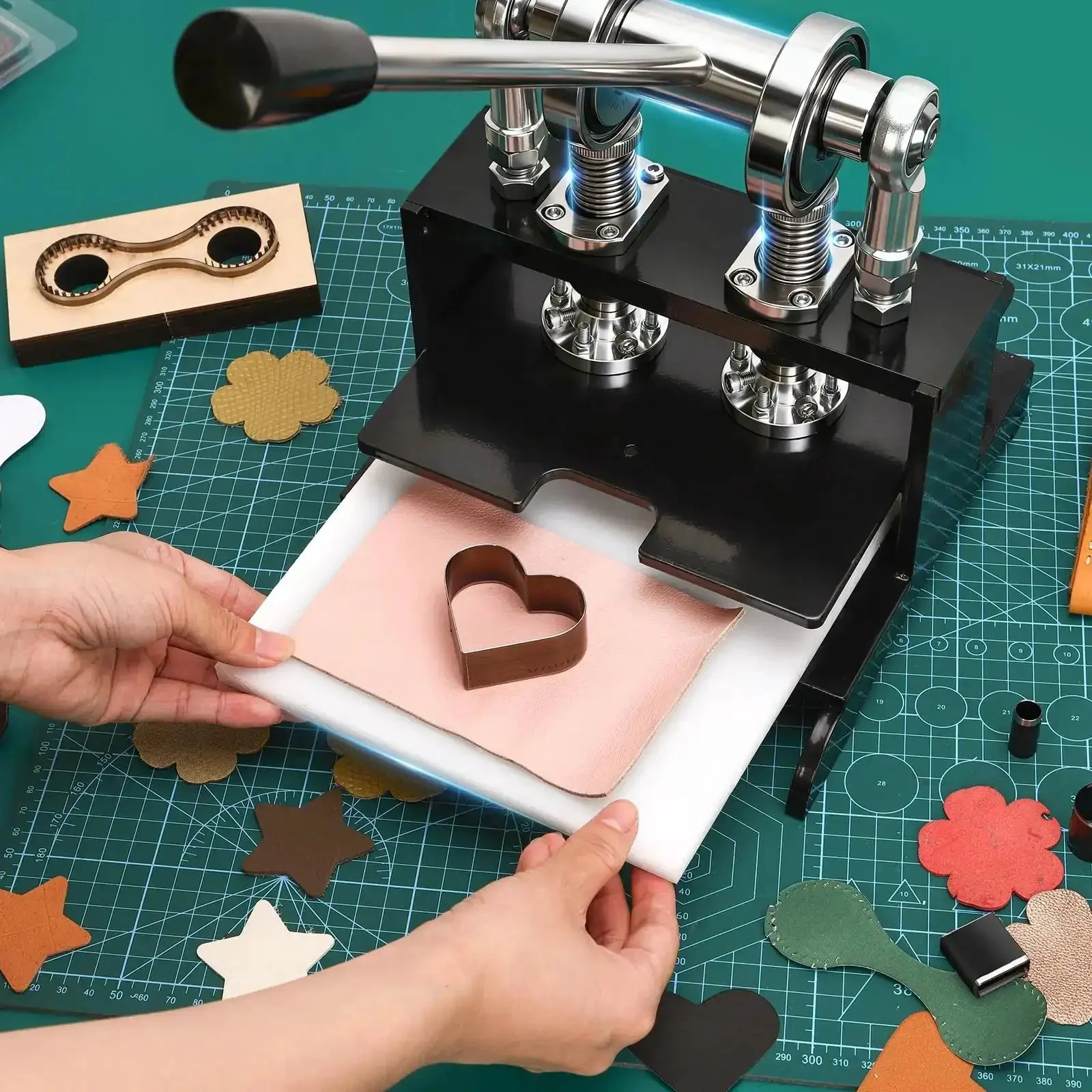 Beast Of A Leather Cutting Press 1.5 Ton With 20x20cm Work Bed Dual Guide Shafts And 39 Piece Hole Punch Tool Set For Leathercraft Diy And Die Cutting On Leather And Other Materials - Image 8