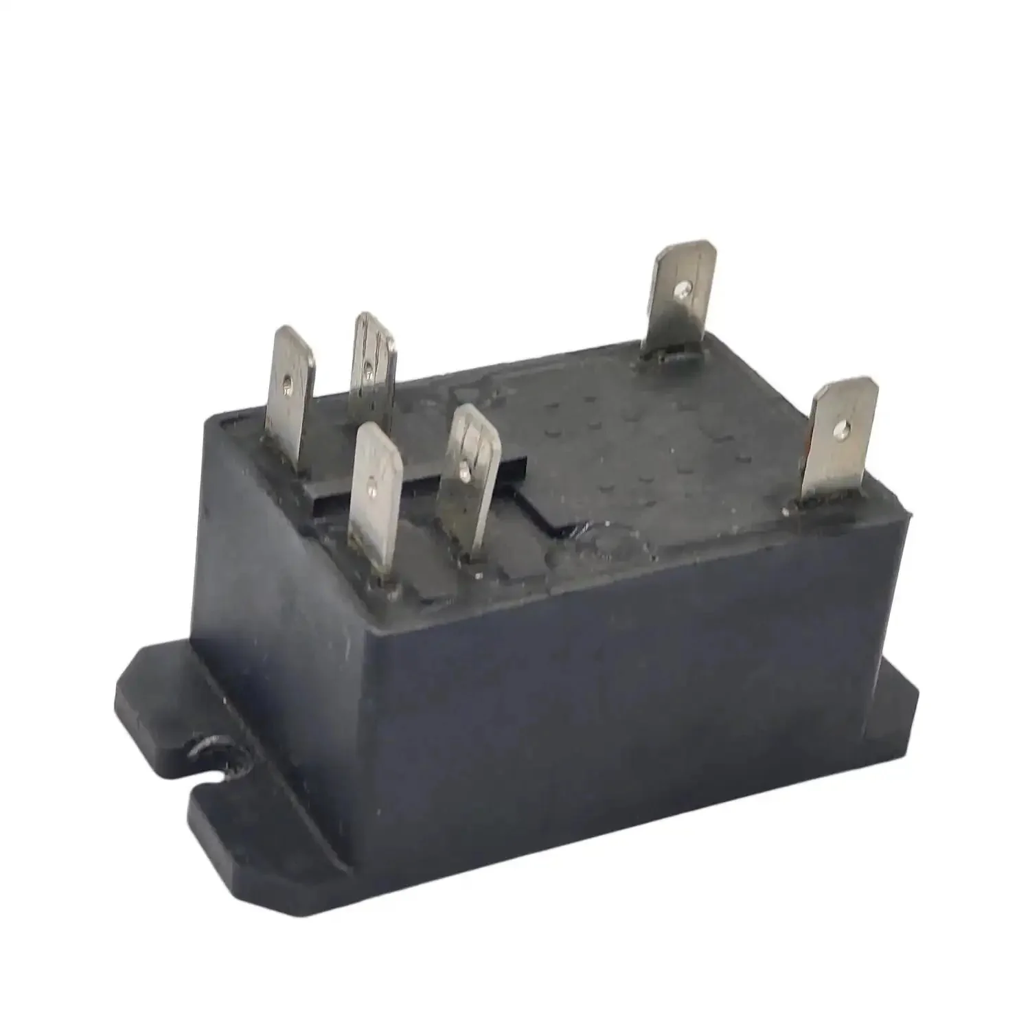 Beefy 12V DC Power Relay For General Purpose Use, 30A Heavy Duty Load Switching, 6 Pins, DPST NO, Ideal For Industrial Control And Automotive Applications - Image 4