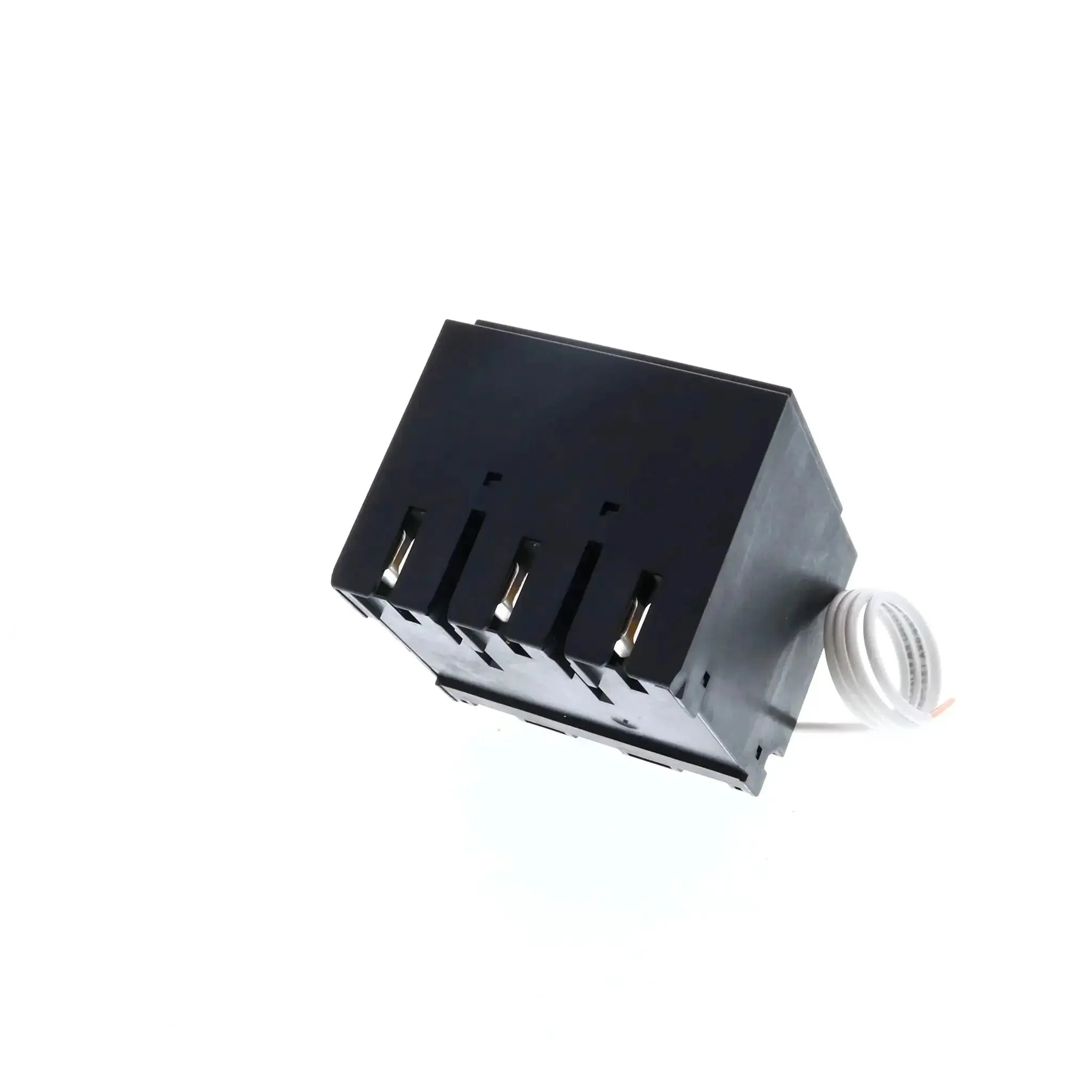Beefy Plug-In 3-Phase Surge Protector For 120 208V Panels, 65kA Surge Current, 200kA Short-Circuit Rating, 20kA I Nominal, Audible Alarm With Visual Indicator, 4-Wire, Fits Most Panels - Image 2
