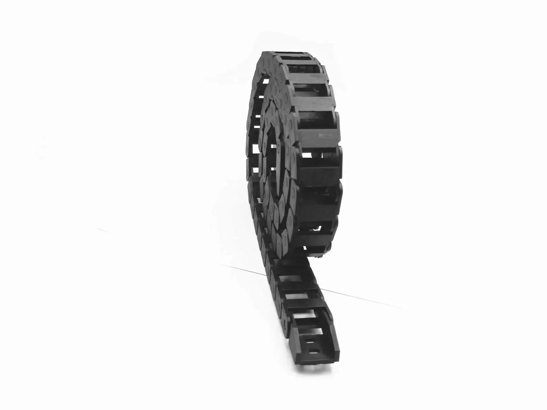 Black Plastic Wire Carrier Cable Drag Chain 1M Length For CNC, Internal 10x20mm, External 15x27mm, 11mm Max Outer Diameter, Durable Flexible Cable Management For Machinery And Robotics - Image 3