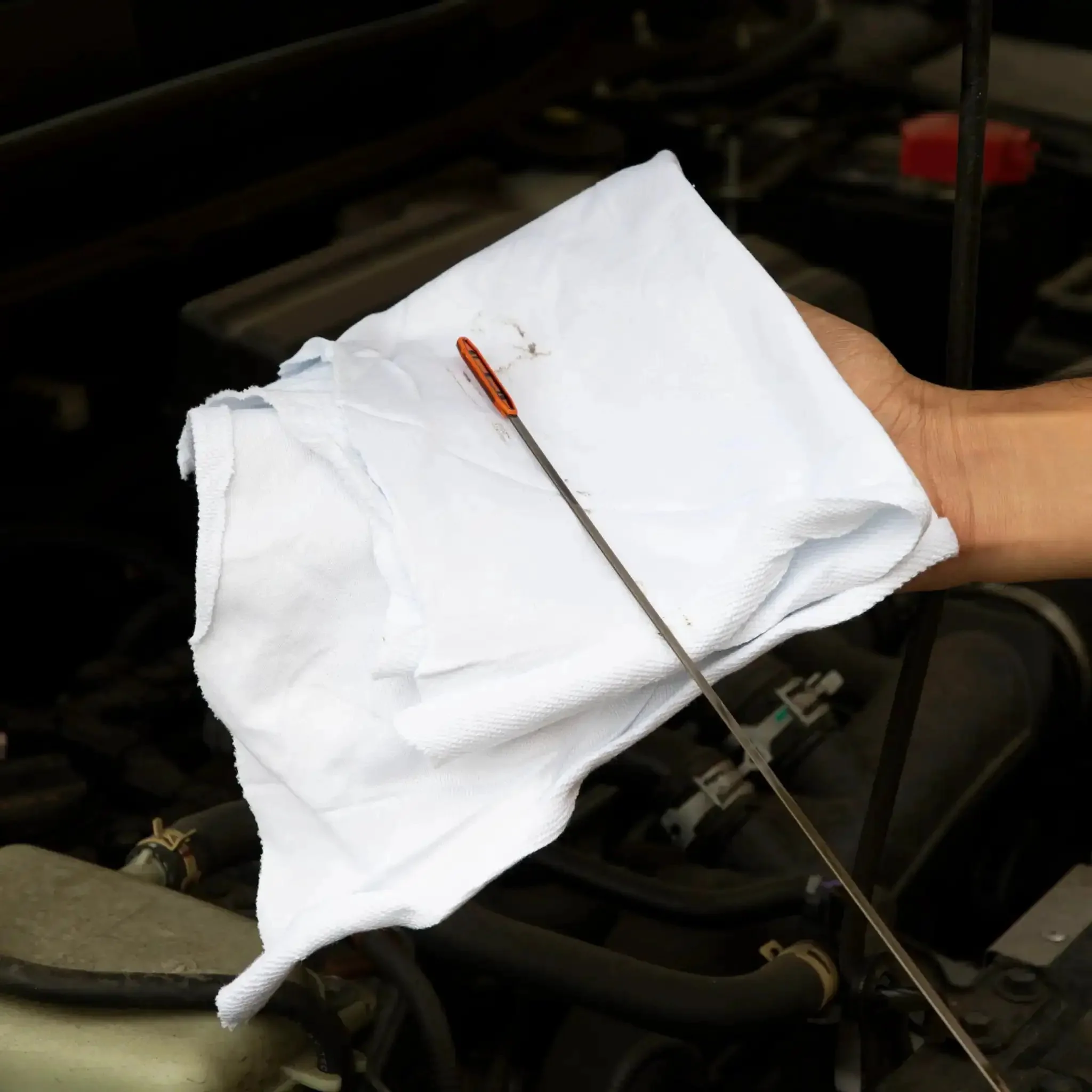 Bulk Cotton T Shirt Rags 5 Lb Box For Auto Shop Cleaning Low Lint Wiping Cloths For Paint Grease Stain Removal Absorbent Machine Washable Towels For Home Garage And Workshop - Image 4