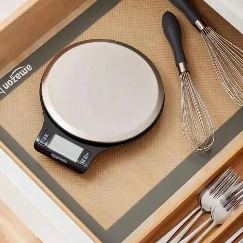 Digital Kitchen Scale With Large LCD Display And Tare Function Pro-Grade Measures In Pounds Ounces Grams Milliliters And Fluid Ounces Weighs Up To 11 Pounds Batteries Included Sleek Black And Stainless Steel - Image 3