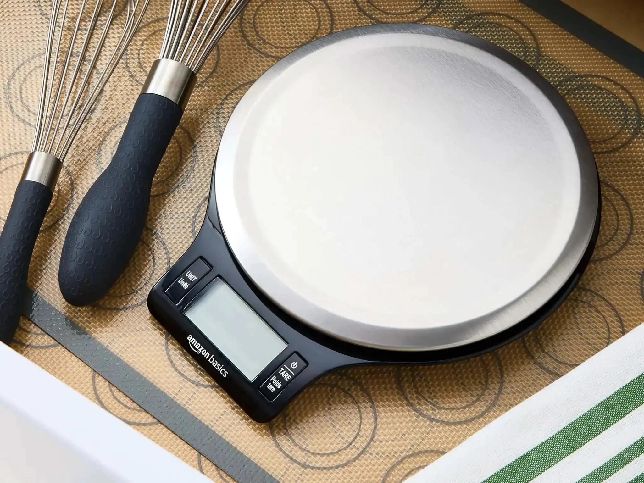 Digital Kitchen Scale With Large LCD Display And Tare Function Pro-Grade Measures In Pounds Ounces Grams Milliliters And Fluid Ounces Weighs Up To 11 Pounds Batteries Included Sleek Black And Stainless Steel - Image 6