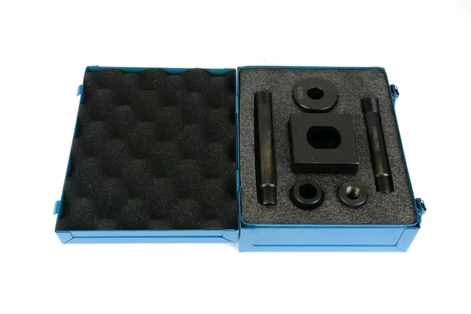 Double D Punch Die Set 1-3-8 By 1-1-8 Inch Knockout Hole Kit With Case Includes Punch Dies Hardened Tool Steel Dies DIN Size 11 Ga One Sixteenth Inch Stainless For Electricians And DIY Pros - Image 8