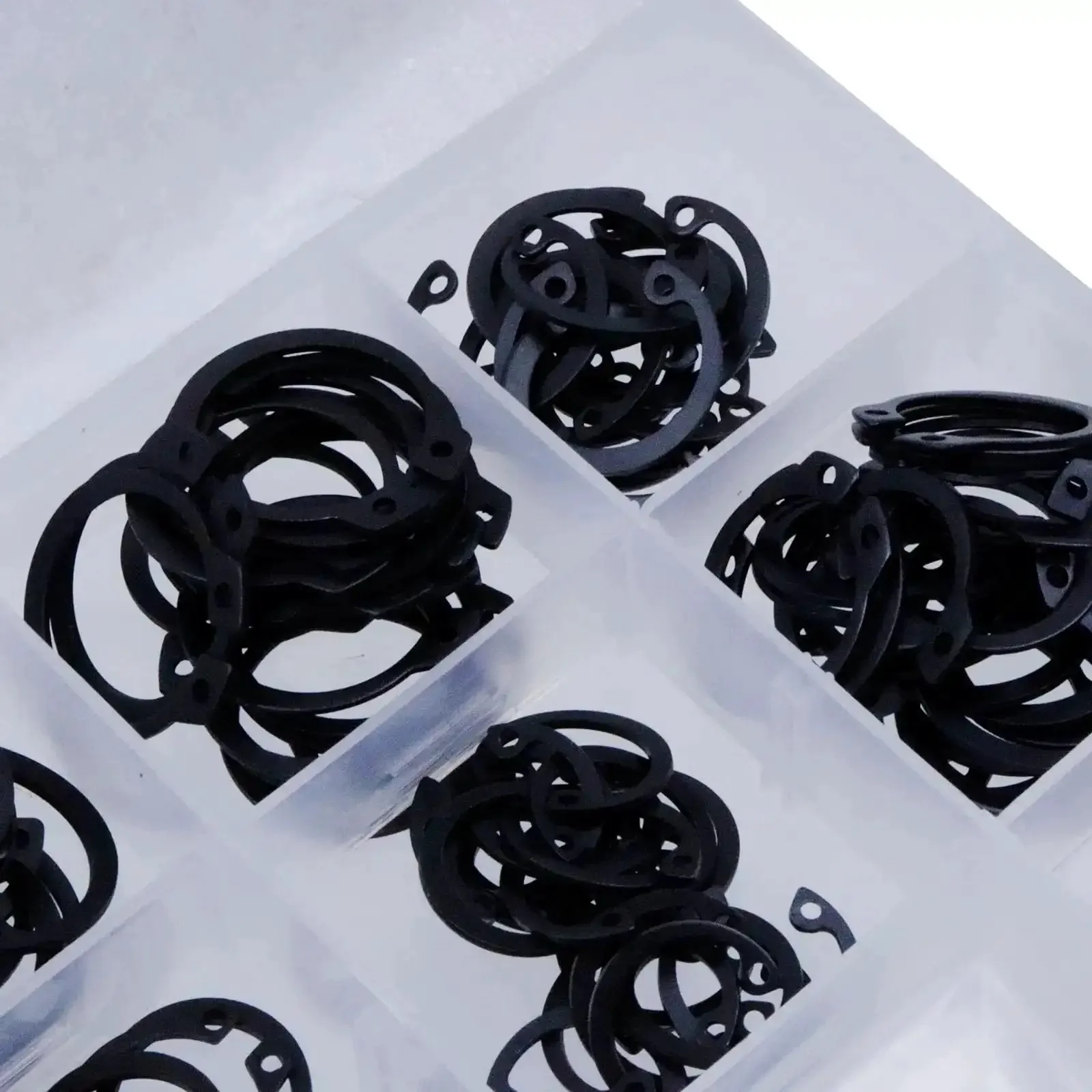 E Clip Assortment Kit 304 Stainless Steel 300 Pieces External Retaining Rings And C Clips For Automotive Machinery And DIY Projects Built To Last With Heat Treated Anti Corrosion Fasteners - Image 3