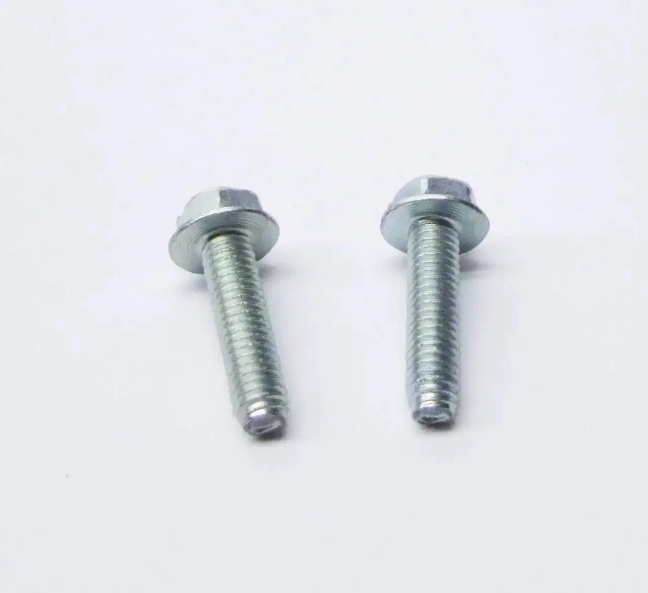 EC2GB12 Ground Bar Kit With 12 Terminal Positions For ES And PL Load Centers, Accepts No 14-4 Cu Al Conductors, 12 Terminal Openings, Durable Copper Aluminum Construction, Plug N Play Mounting In Electrical Panels - Image 2