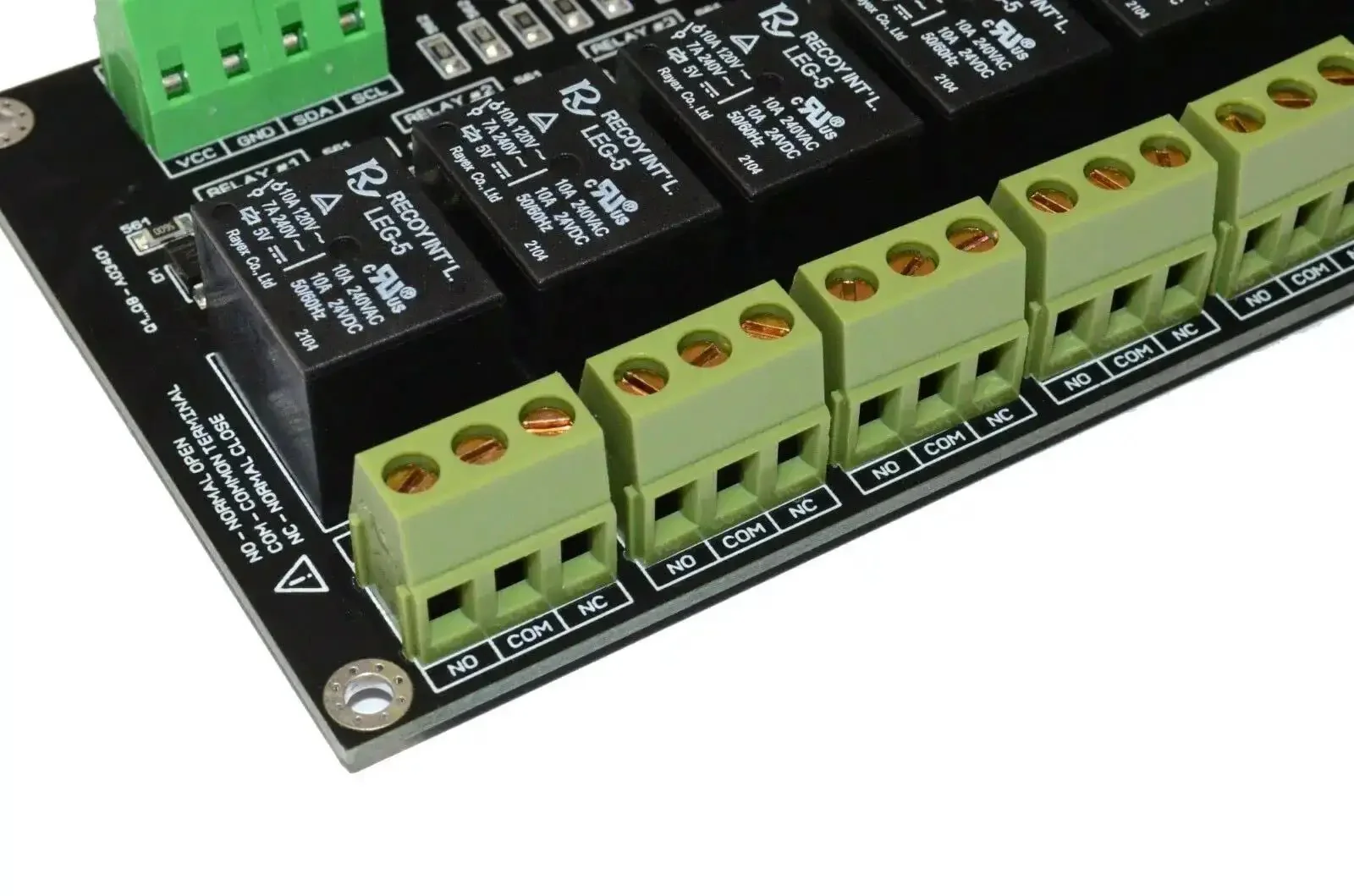 Eight Channel I2C Relay Module For Arduino Raspberry Pi ESP32 And Home Assistant With LED Indicators SPDT Contacts 10A Peak AC DC Voltage Control And IO Expander Built For Plug And Play Smart Home Projects - Image 7