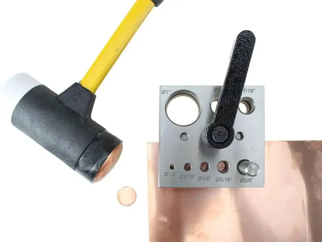 Eight Piece Disc Cutter Set For Heavy Duty Circle Cutting One Eighth To One Inch Punches Lever Clamp Keeps Your Sheet Locked Cuts Non Ferrous Metal Up To 14 Gauge Includes Eight Punches And Sturdy Wooden Base - Image 3
