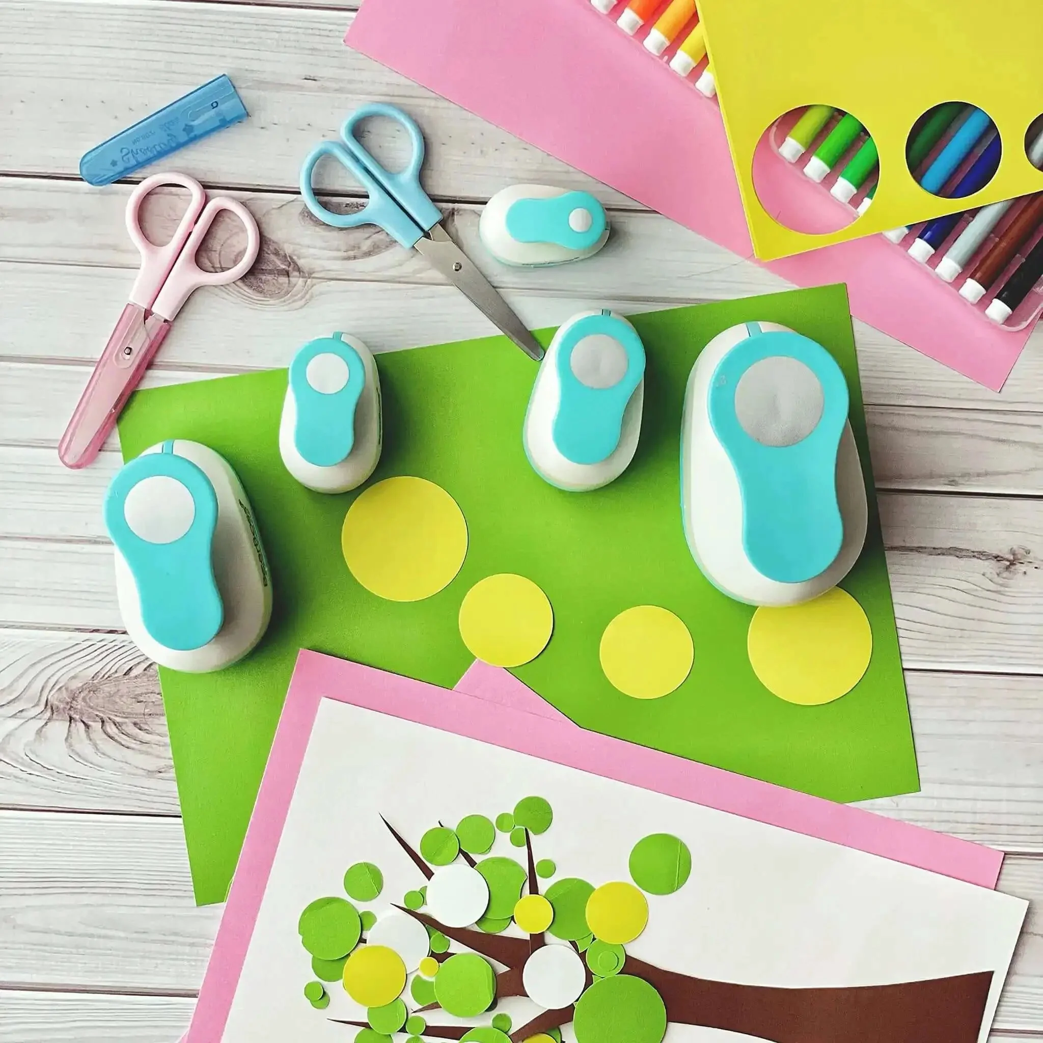 Five Circle Paper Punch Set For Scrapbooking And Card Making Ergonomic Spring Action Puncher For Effortless Crafting Includes Multiple Circle Sizes For DIY Albums Photos Crafts - Image 3