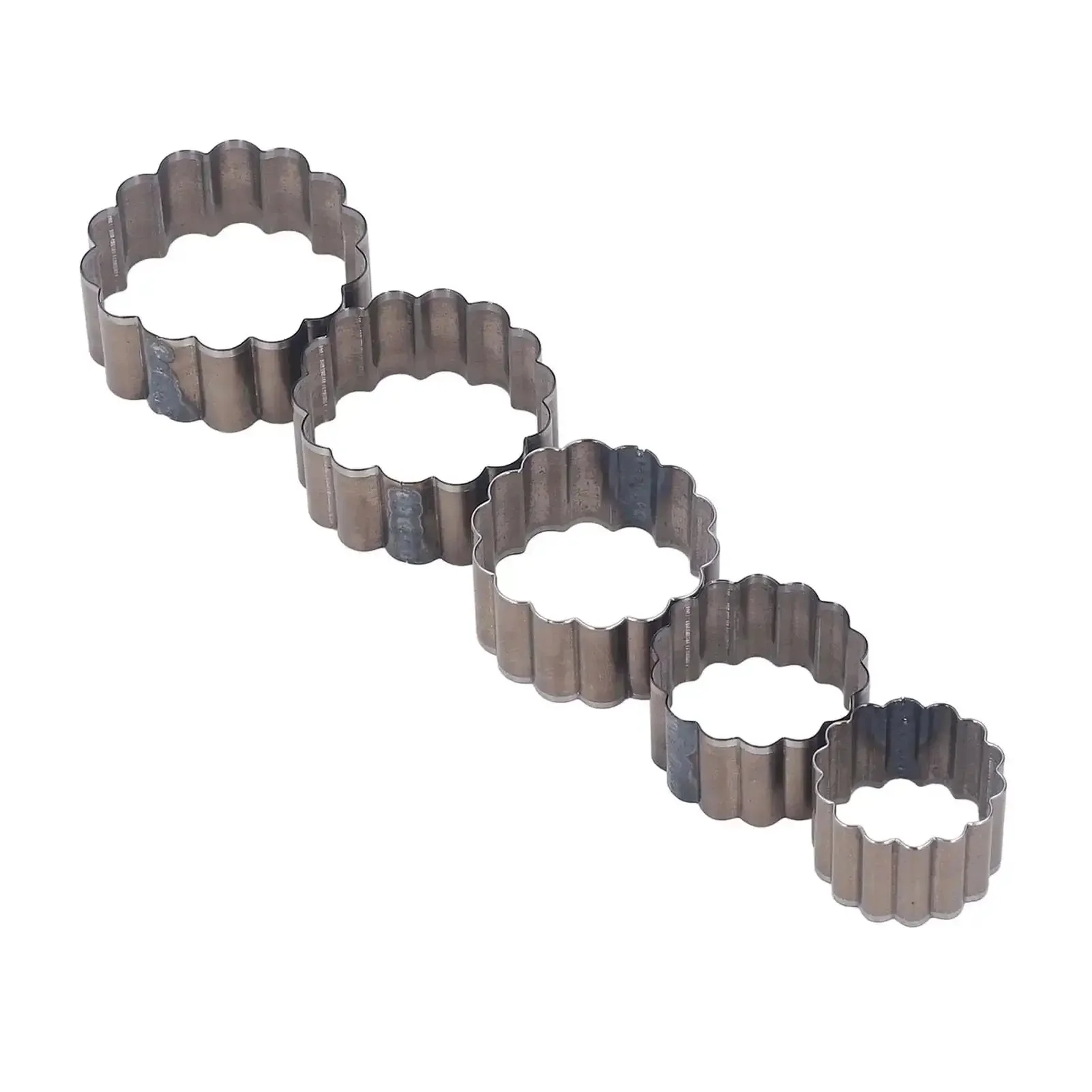 Five Piece Flower Shaped Leather Cutter Set With Alloy Steel Hollow Punch Tools Ranging From 30mm To 50mm Perfect For Handmade DIY Leather Craft And Leatherworking Projects - Image 8
