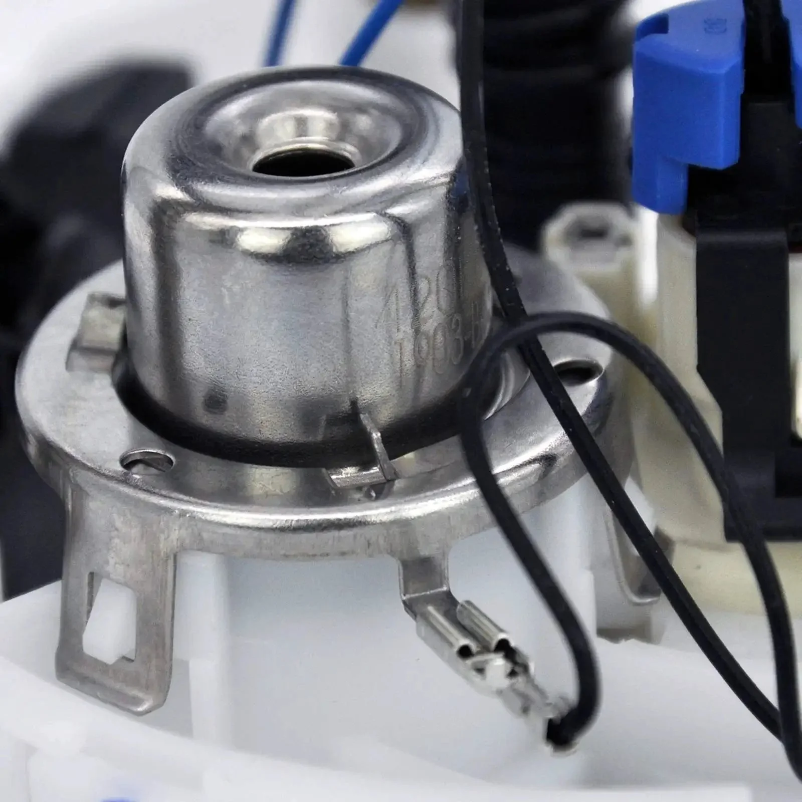 Gas Fuel Pump Module Assembly With Sending Unit And Tank Seal For Buick Lucerne 2008 2009 2010 CX And CX L V6 3.8L 3.9L V8 4.6L California Emissions Only Direct Fit Replacement - Image 2