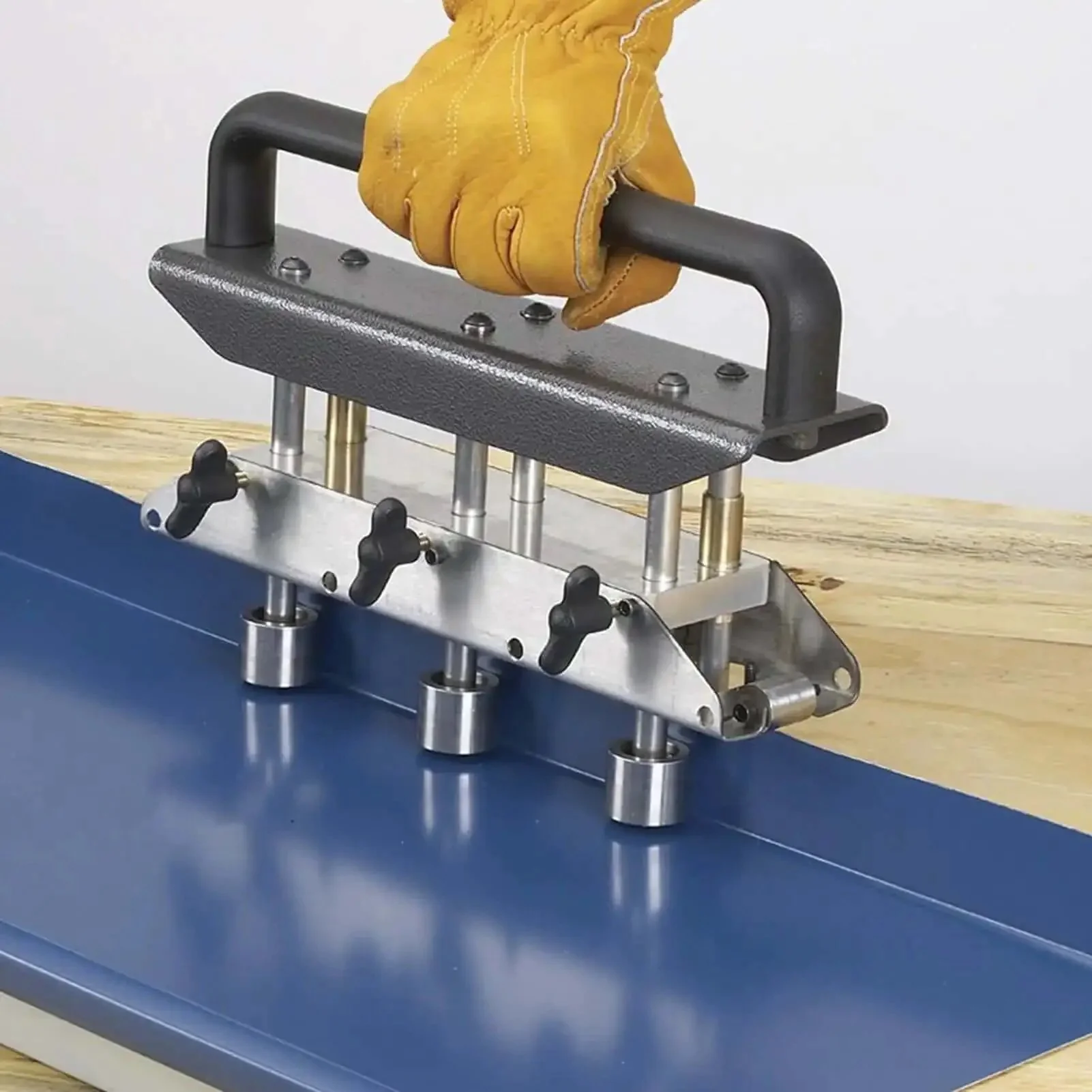 Heavy Duty Metal Sheet Roller Bender Tool For DIY Roofing And Bending Adjustable Three Station Roller With 0 To 90 Degree Angles And 13 To 130 mm Radius Pro Grade For Steel Aluminum Copper Panels - Image 9
