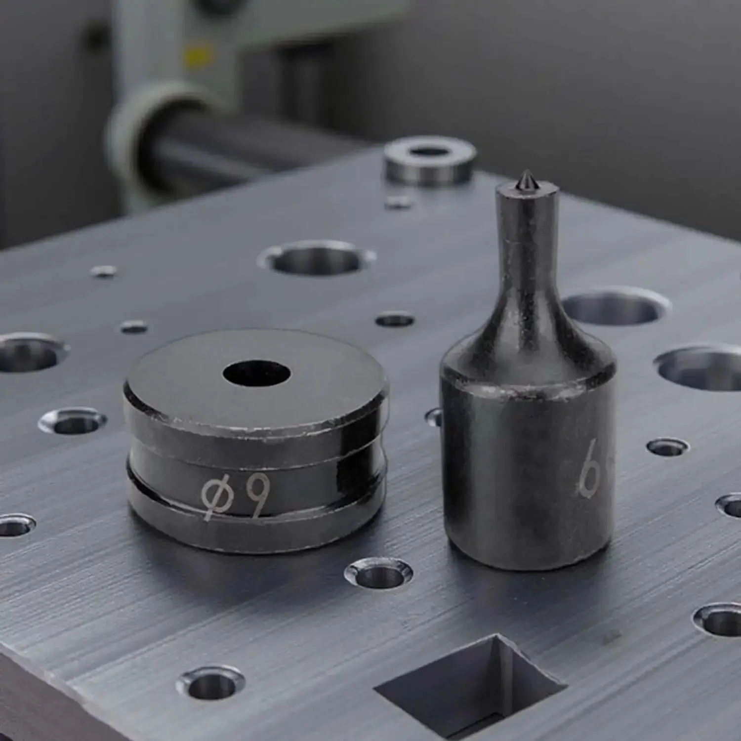 Hydraulic Round Hole Punch Die Set For Steel Copper And Aluminum, Heavy Duty Sheet Metal Punching Dies, General 9 Piece Set, Alloy Steel Construction For Durable, Precise Punching - Image 4