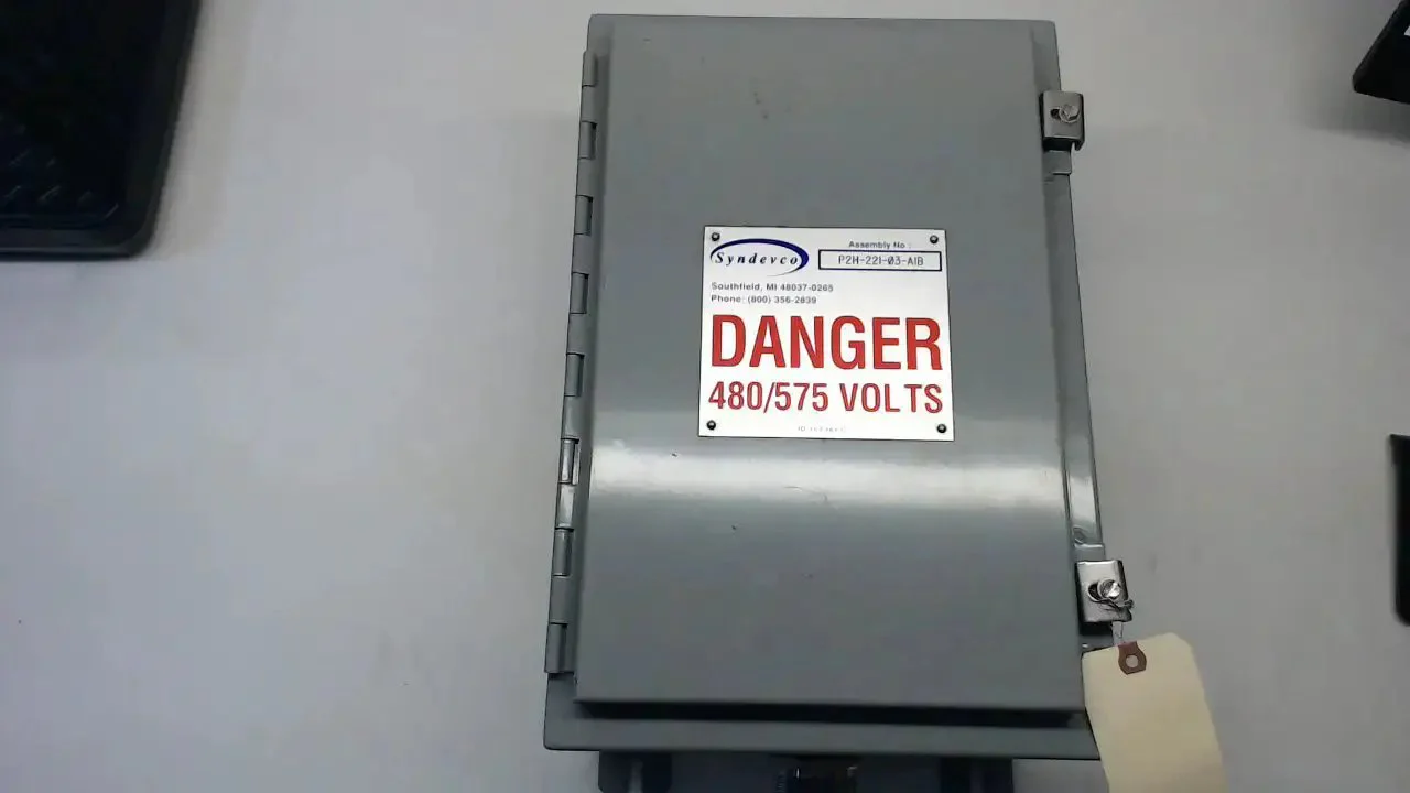 Industrial Control Panel Enclosure 8667 Used Like New Heavy Duty Steel Cabinet 18 by 12 by 9 Inches, 34 Lb Weight, Rugged Electronics Housing Built To Last For Real Industrial Control Systems - Image 3