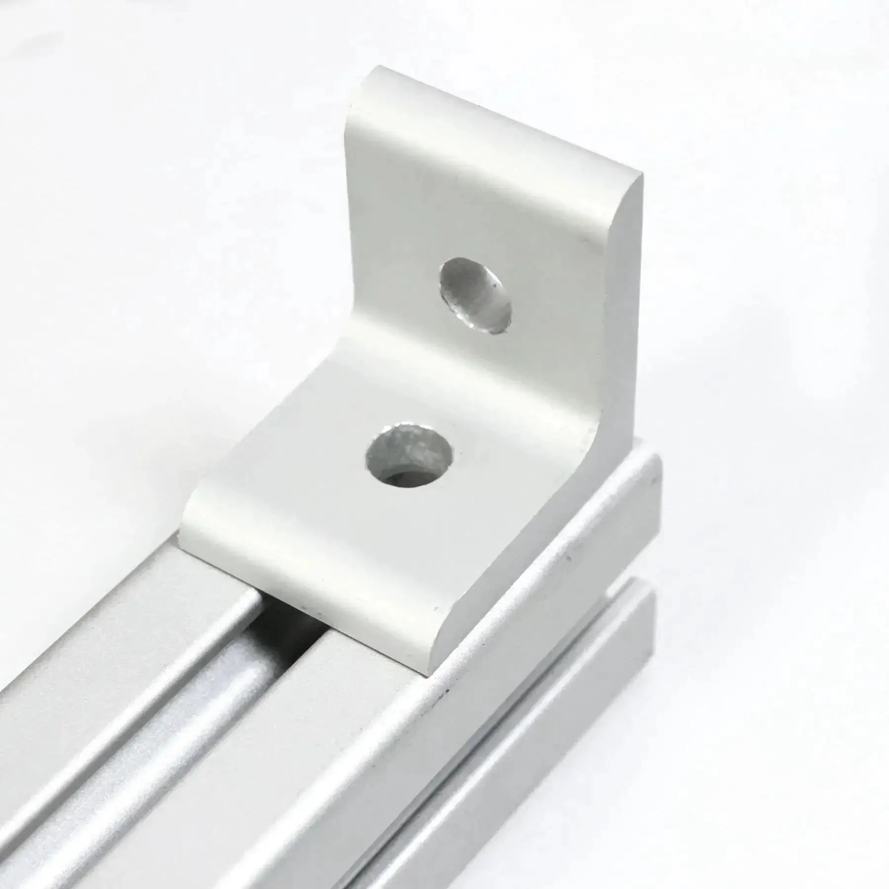 Inside Corner L Bracket Connector For 40 Series Aluminum Extrusion 2 Hole Aluminum Corner Bracket Built To Last Beefy Reusable Extrusion Brackets 10 Pack For Easy Install And Solid Mounts - Image 3