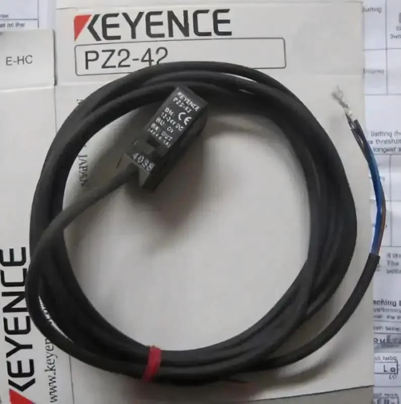 Keyence PZ2-42 Diffuse Reflective Short Range Photoelectric Sensor With Red LED Detects Transparent And Opaque Targets 100 mm Range New In Box Ready To Install Must Have - Image 3
