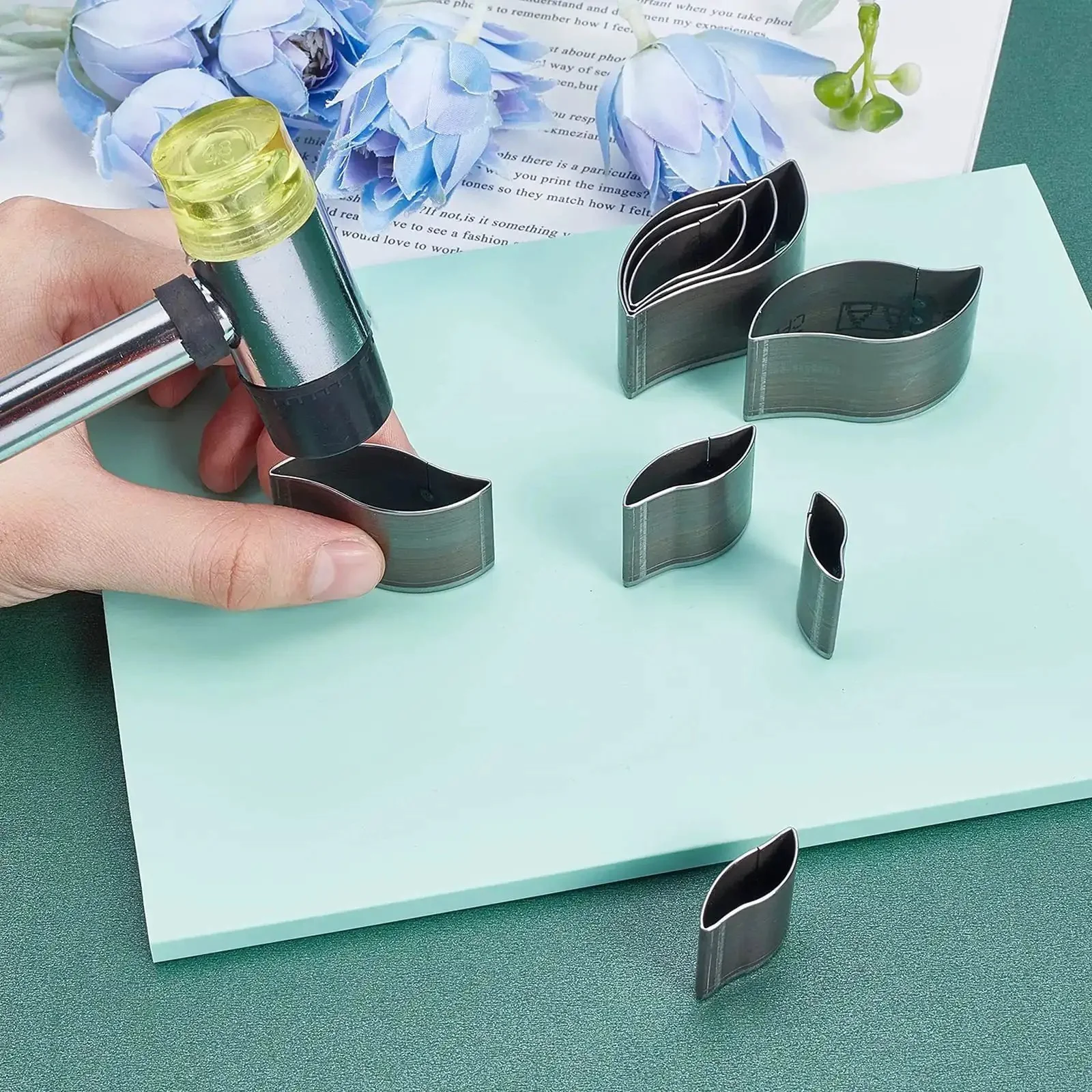Leaf Shape Leather Punch Set With 8 Size Die Cutters For DIY Leather Craft, Hollow Hole Puncher For Wallets Belts And Accessories, Durable Carbon Steel Cutting Tools, Easy Grip Kit For Precise Pro Grade Results - Image 6