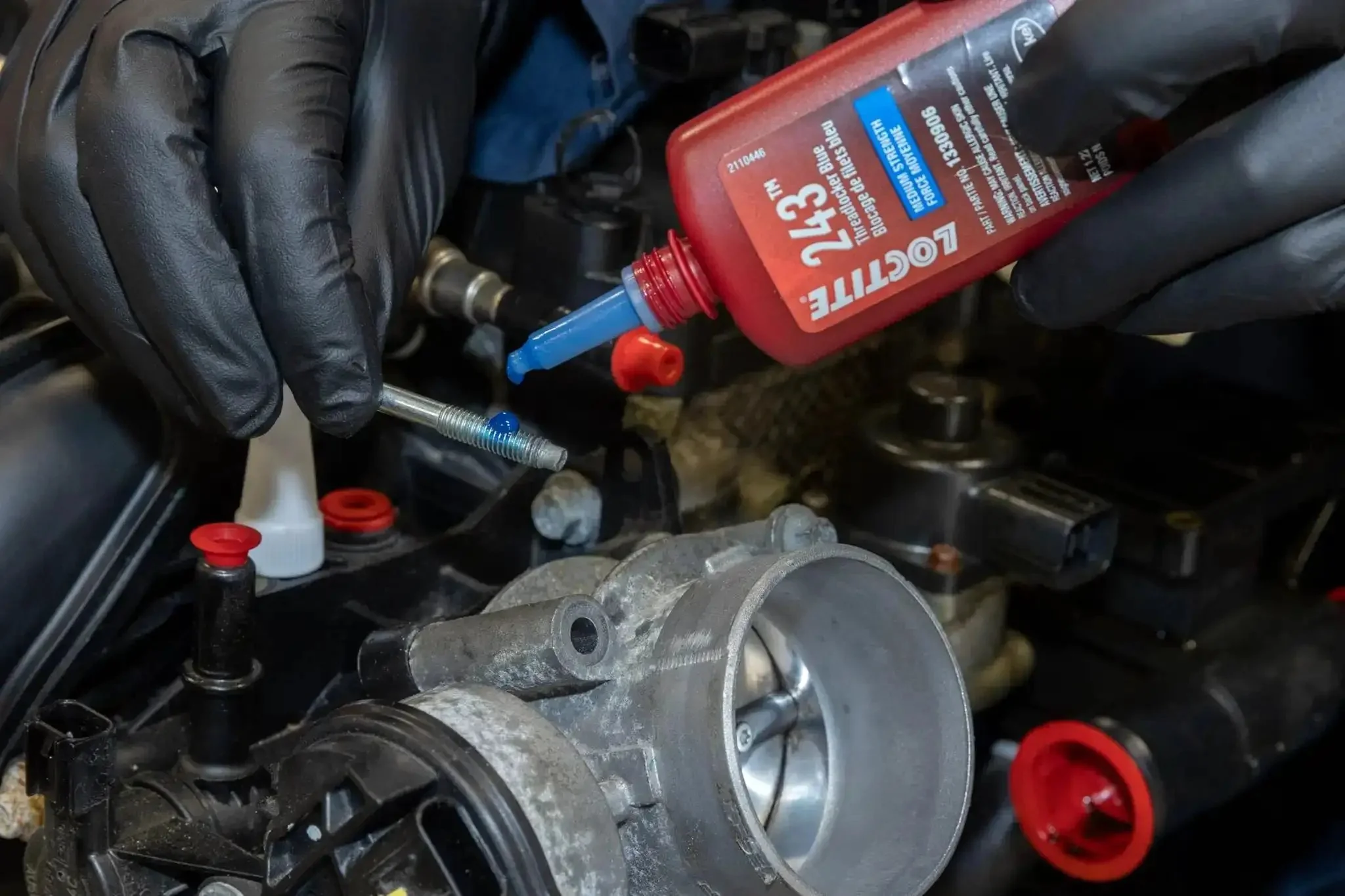 Medium Strength Surface Insensitive Threadlocker For 1/4 To 3/4 Inch Fasteners That Locks Tight, Seals And Prevents Loosening From Vibration, Yet Still Breaks Free With Hand Tools - Image 2