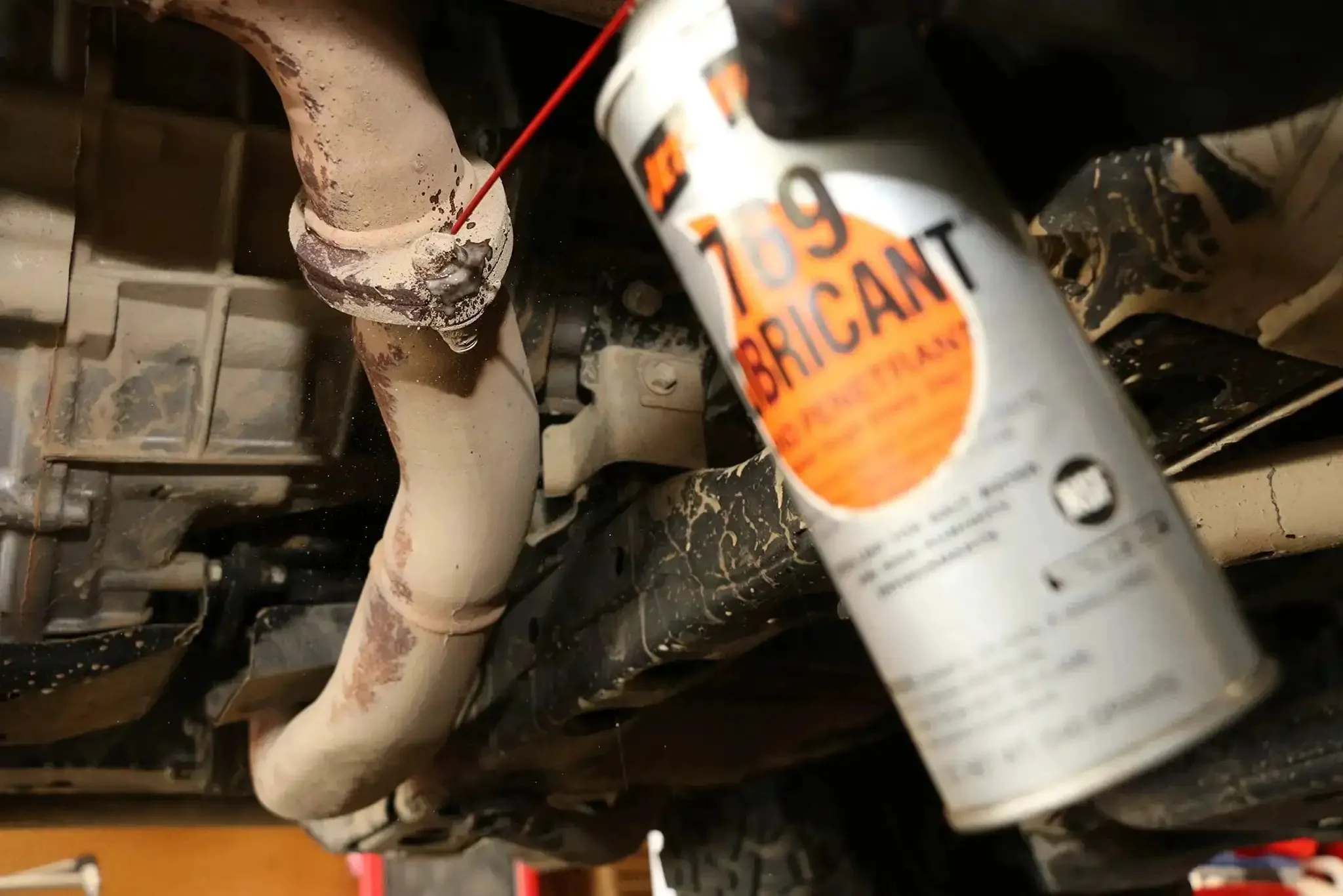 Multipurpose Penetrating Lubricant Aerosol That Digs In Non Flammable Military Grade Rust Inhibitor And Moisture Displacer Tough Corrosion Preventative No Fluorocarbons CO2 Propellant Pack Of 12 Units - Image 2