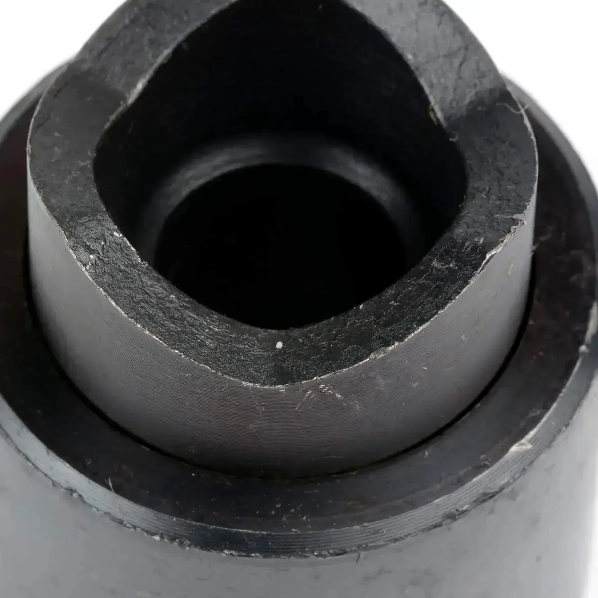 One Half Inch Conduit Punch And Die For Hydraulic Knockout Driver Kit, Built Tough Nine Ton Punch Power, Creates About 0.86 Inch Holes, Fits Draw Studs 0.430 Inch, No Threads, Punching Capacity For 11 Gauge Steel And 16 Gauge Stainless - Image 2