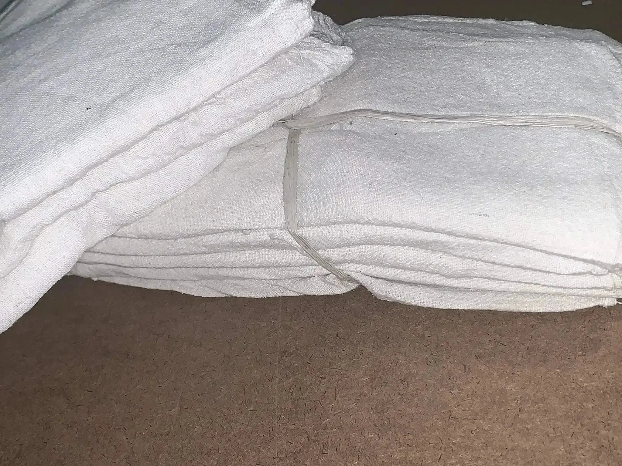 Pack Of 1000 White Shop Towels And Mechanics Rags For Grease Busting And Oil Cleanup 13 By 14 Inch Grade B 100 Percent Cotton Prewashed And Ready Ideal For Home Garage Auto Maintenance And General Shop Cleanup