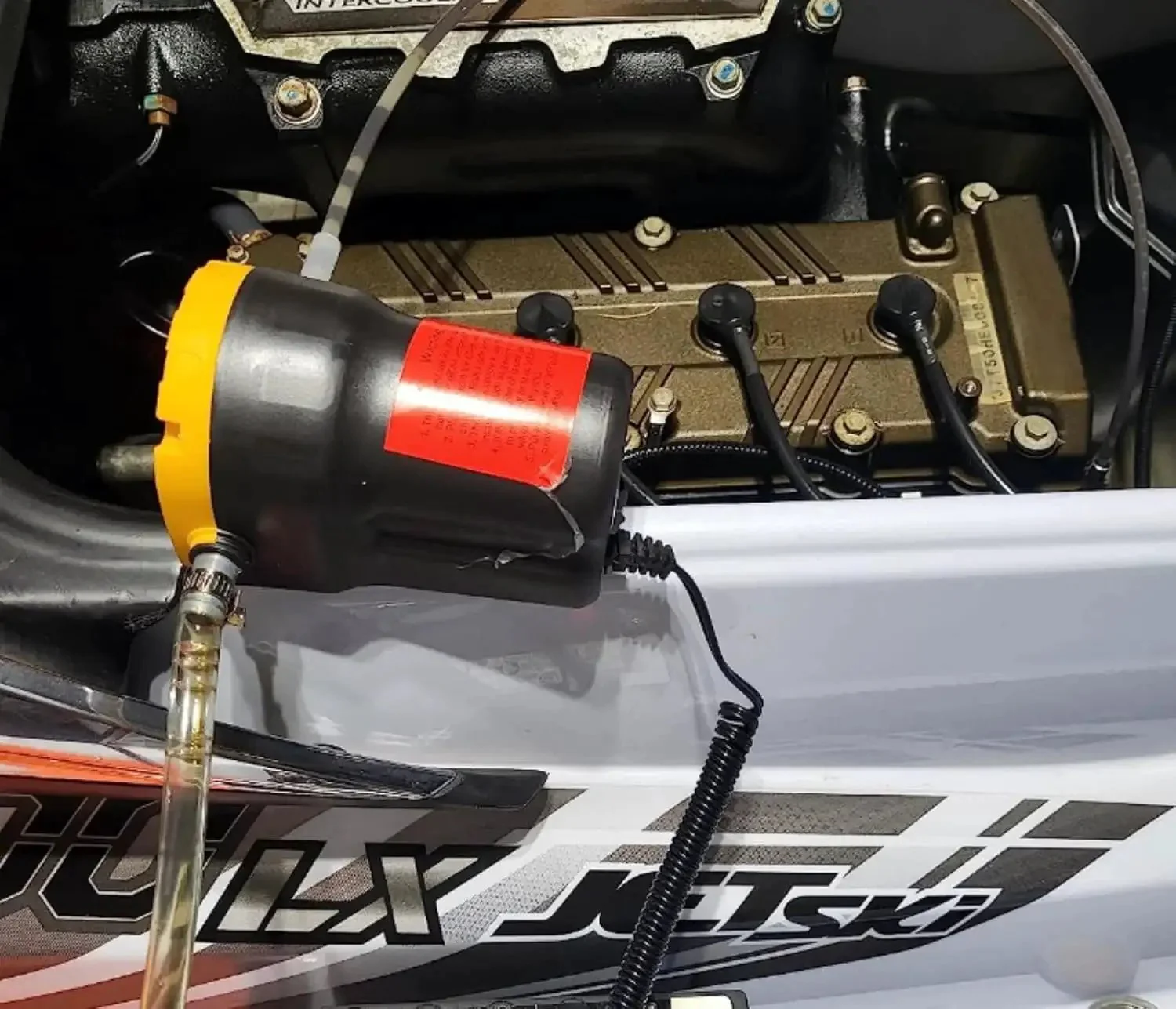 Portable 12V 60W Oil Extractor Pump For Fluid Changes, Electric Oil Transfer Pump To Remove Oil From Cars, Motorcycles, RVs, Boats And Lawn Equipment, Grab-And-Go, Quiet, Lightweight And Easy To Use For Quick Draining - Image 6