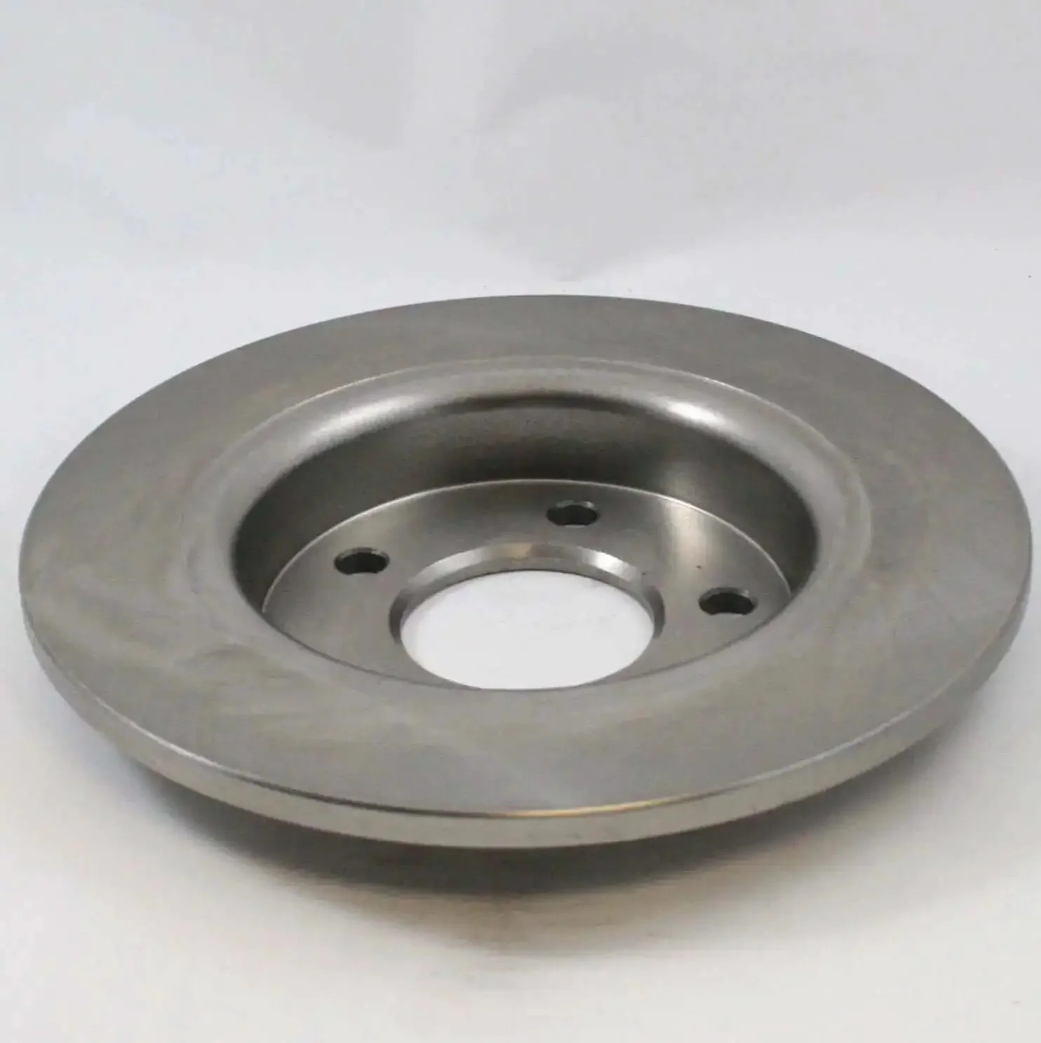 Rear Solid Disc Brake Rotor BR31366 With Beefed Up Forged Flange For Precise OEM Fit Clear ABS Signaling Multi Lip Seals For Water And Debris Shield Superior Bearing Design For Smooth Vibration Free Braking And Long Lasting Performance - Image 2