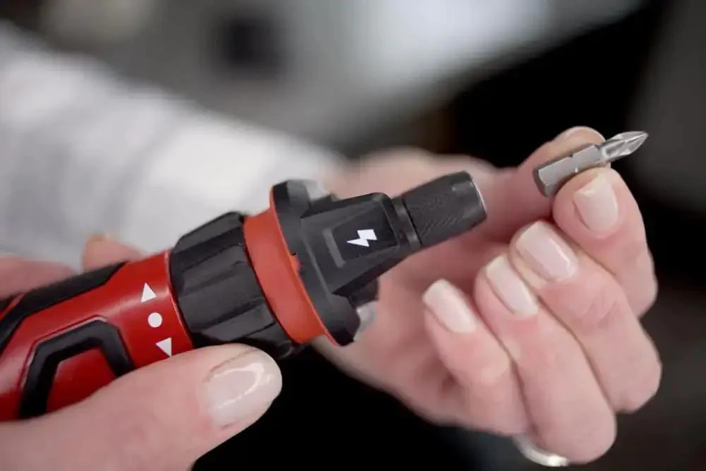 Rechargeable 4V Cordless Screwdriver With Circuit Sensor Technology For Safe Electrical Work Includes 9 Bits Bit Holder USB Charging Cable Easy Forward Reverse Compact Handy Power Tool For Everyday Fixes - Image 3