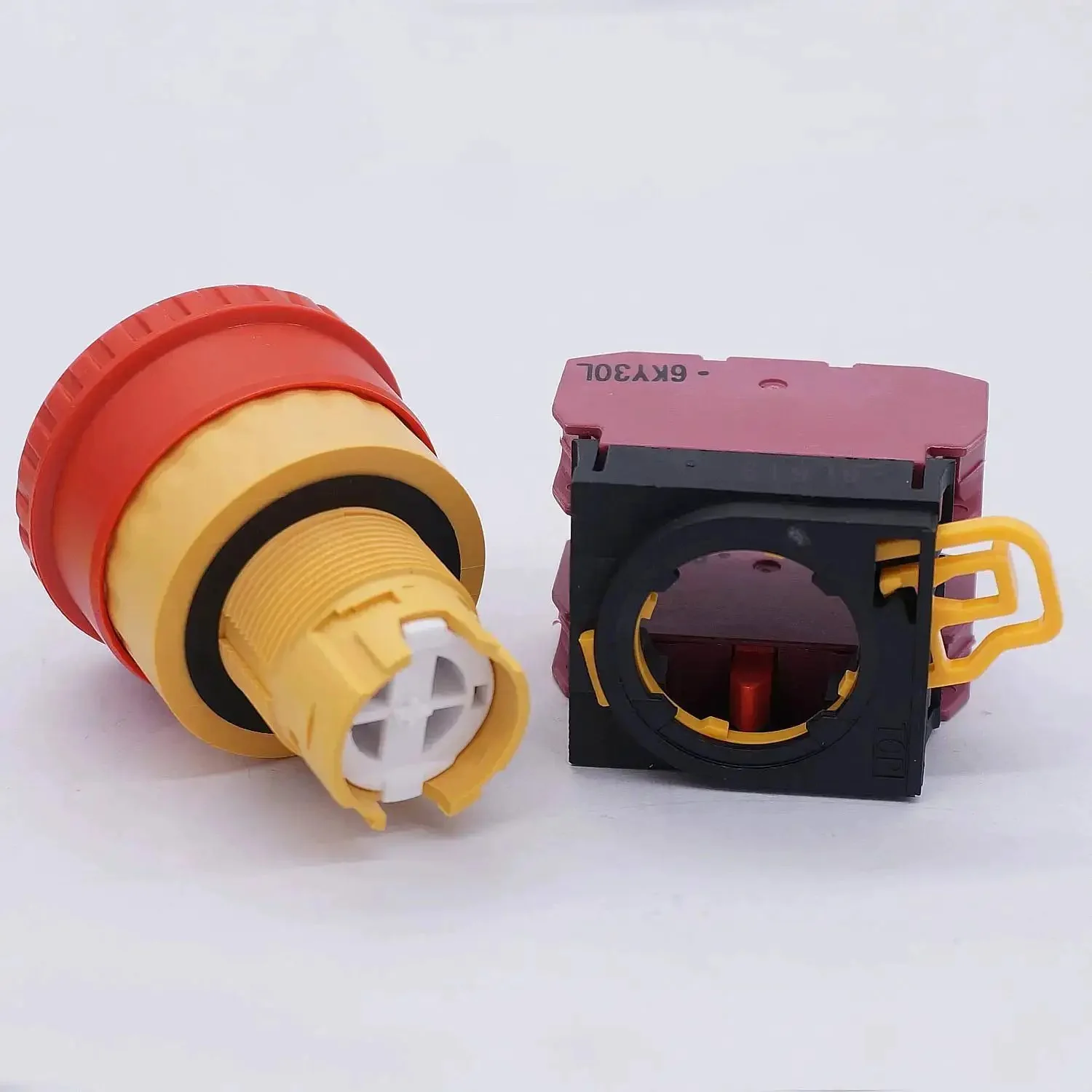 Red 22mm Mushroom Emergency Stop Push Button Switch Latching 2NC Contacts 10A 600V Panel Mount 4 Terminals 40mm Mushroom Head Fits Up To 0.24 Inch Panel Thickness - Image 3