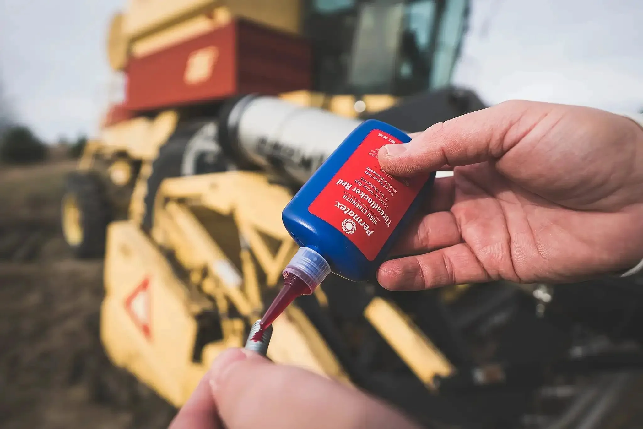 Red High Strength Thread Locker For Heavy Duty From Three Eighths To One Inch Locks Studs And Press Fits Delivers Three Thousand PSI Holding Power To Fight Vibration Loosening And Keep Things Tight For Removable Or Permanent Installations Six Ml Tube - Image 3