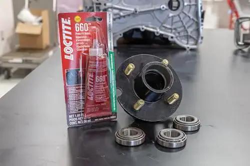 Shop Grade Automotive Press Fit Repair Adhesive For Worn Parts With High Strength Quick Cure Keeps Loosening And Leakage In Check 50 ml Bottle 1 Pack OEM Approved Bonding For Cylinders And Engine Components - Image 3