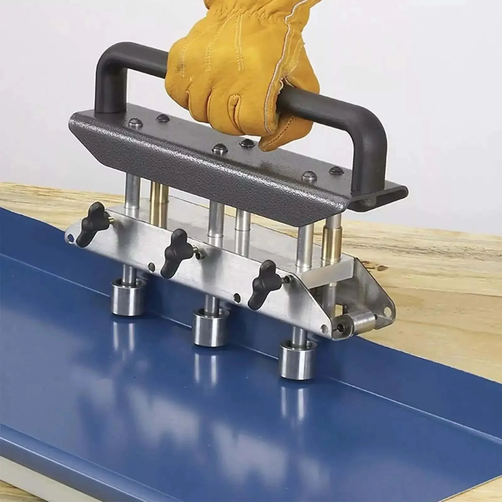 Three-Station Roller Bender For Sheet Metal 0.3-1.0 mm Folding 13-130 mm Bends 90 Degree Angle Standing Seam Roofing Tool Beefy Heavy Duty Metal Roller For Making One Half Inch To Five Inches Bends - Image 9