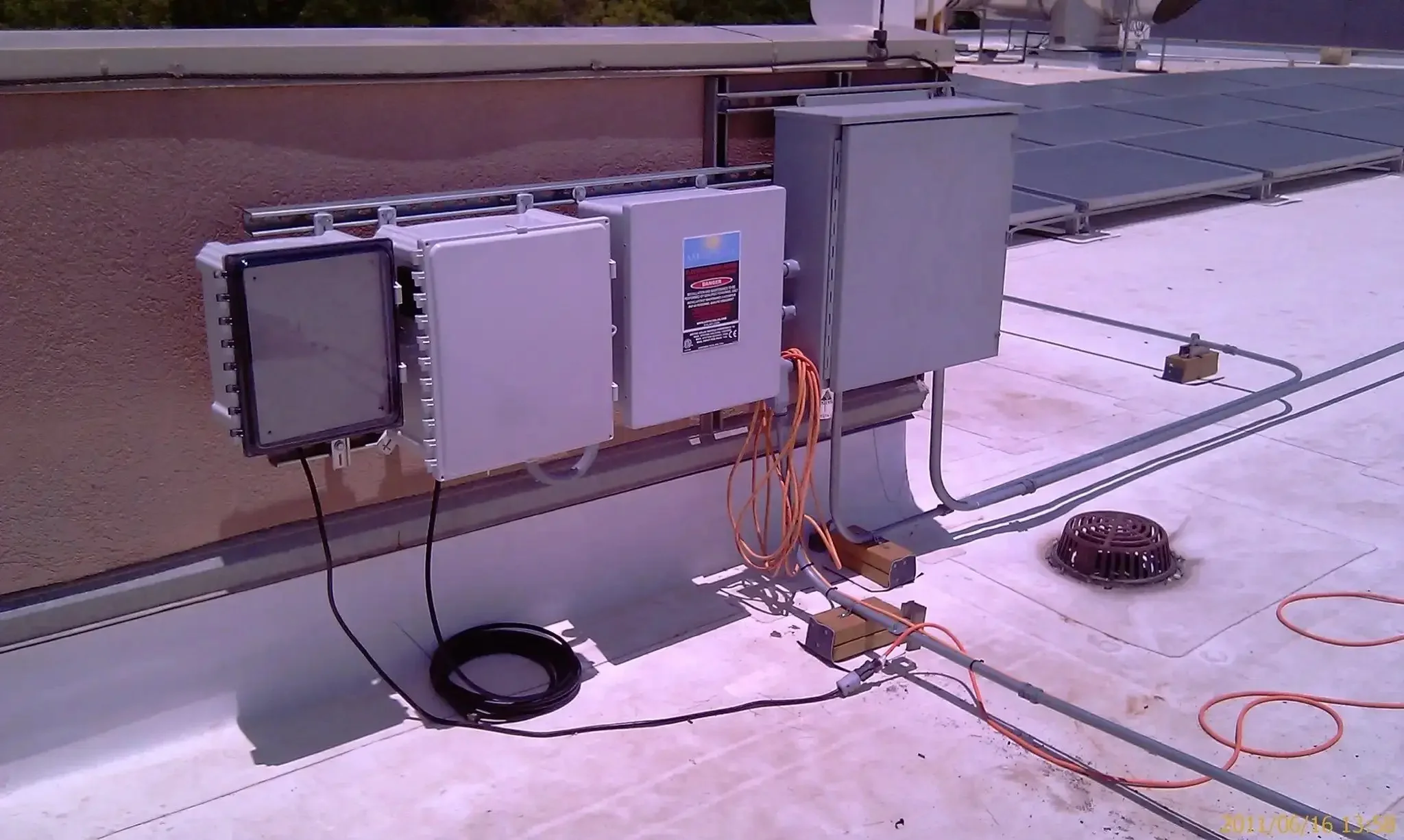 Tough As Nails Polycarbonate Enclosure for Industrial Control Panels With IP 68 Protection and Hinged Locking Clear Cover 12 By 10 By 6 Inches UL 508A UL 50E UL 1741 Compliant NEMA 4X Non Metallic Weatherproof Box For Indoor And Outdoor Use - Image 3