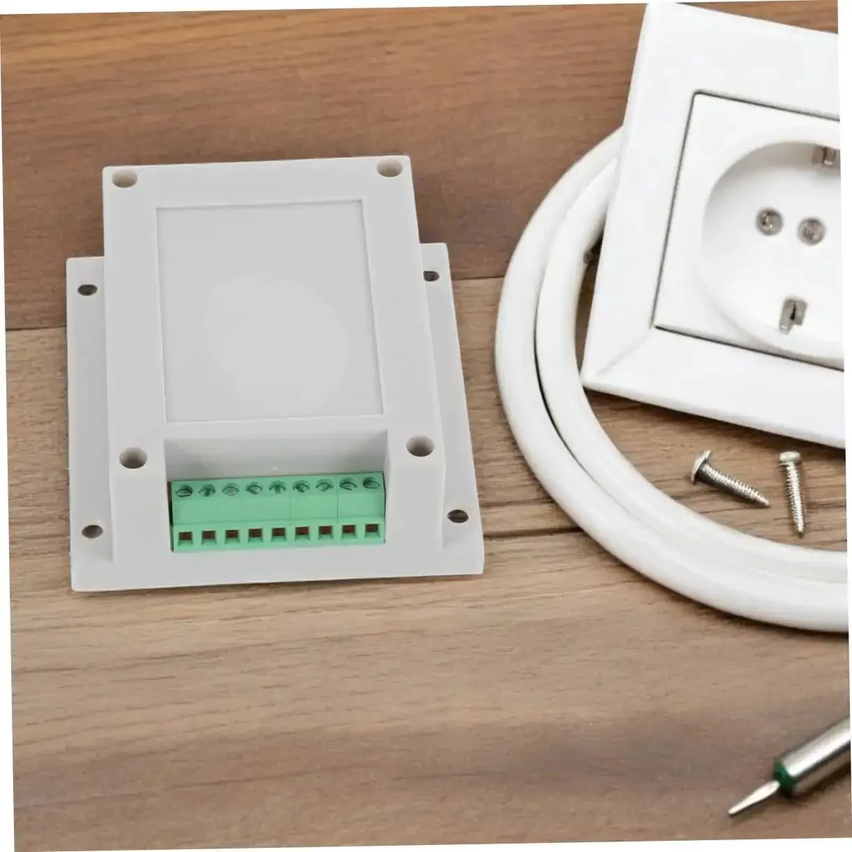 Tough Yet Compact Weatherproof Junction Box For Industrial Use With Easy Install ABS Plastic Power Supply Enclosure Space Saving Design For Control Cabinets And Panels Outdoor Electrical Box - Image 5