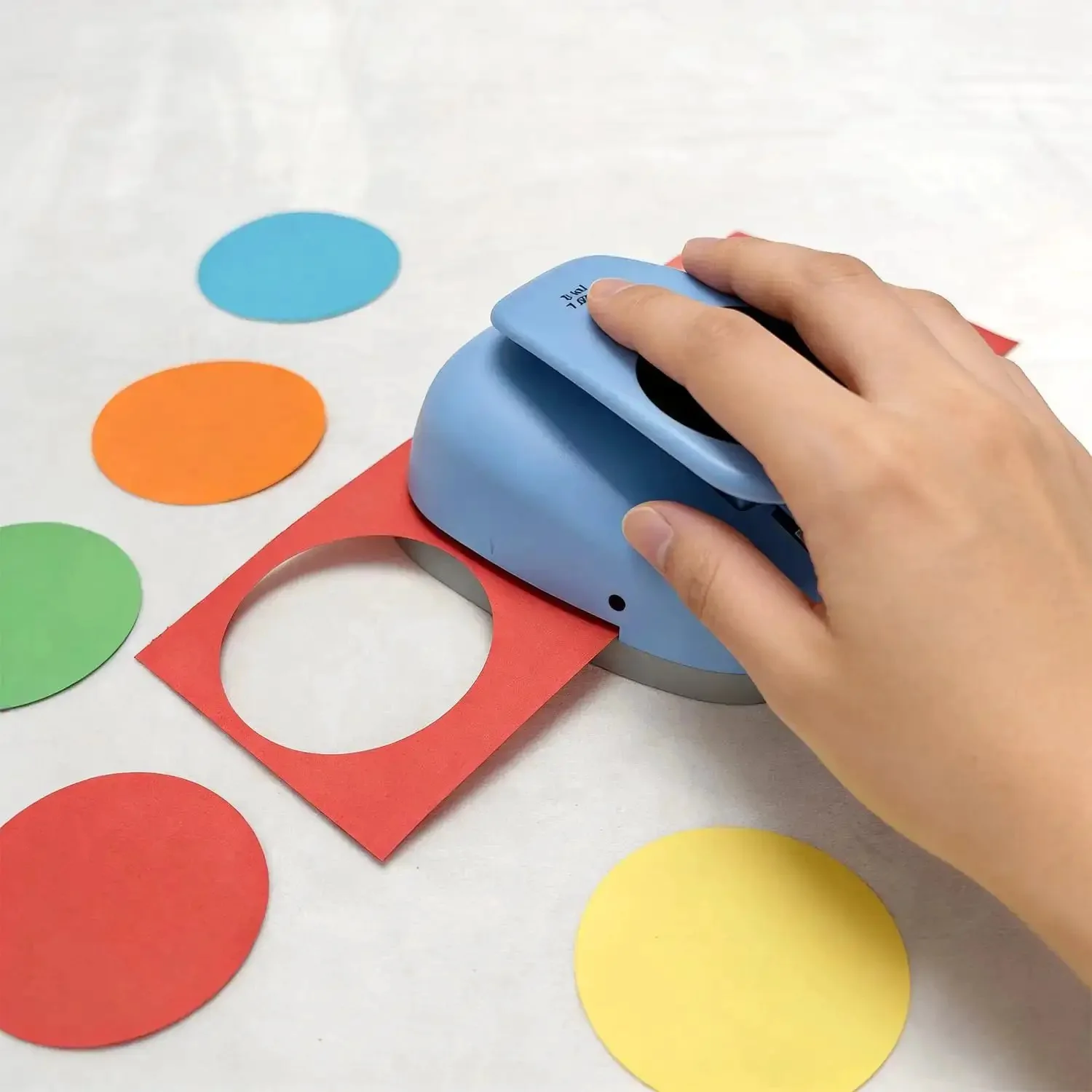 XL 3 Inch Circle Punch For Paper Crafts And Scrapbooking Easy To Use Spring Action Lever Cutter For Cardstock Gift Wrapping And Arts Projects Perfect For Holiday DIYs And Birthday Gifts Blue - Image 4